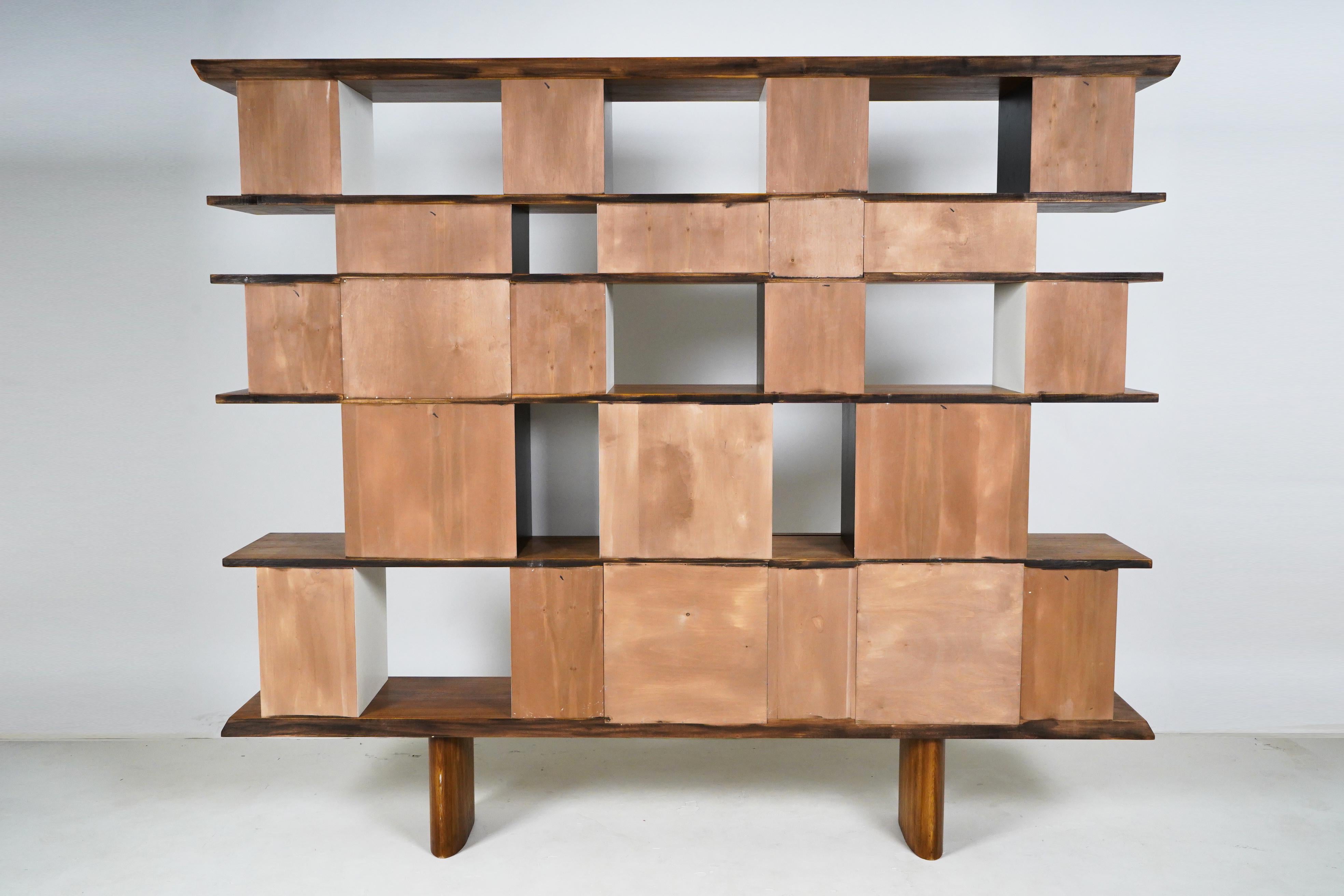 Bibliothèque dans le style de Charlotte Perriand 5
