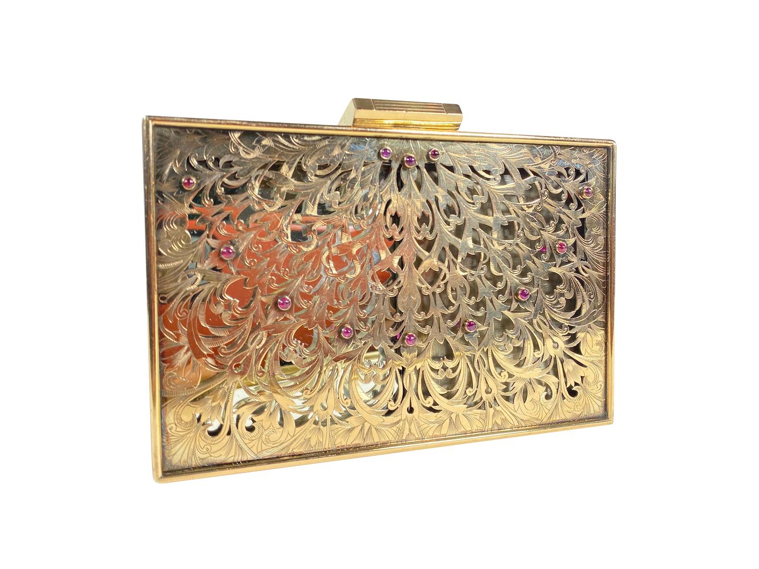  A Boucheron Paris 18k Gold  Silver & Ruby Vermeil Minaudiere Circa 1940 In Excellent Condition For Sale In Los Angeles, CA
