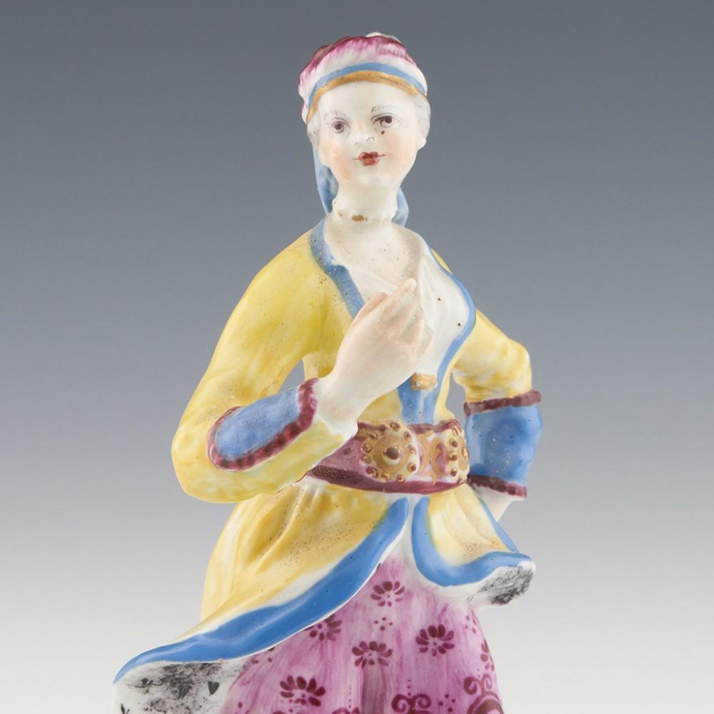 Figure de danseuse turque en porcelaine Bow Porcelain, vers 1765 en vente 2