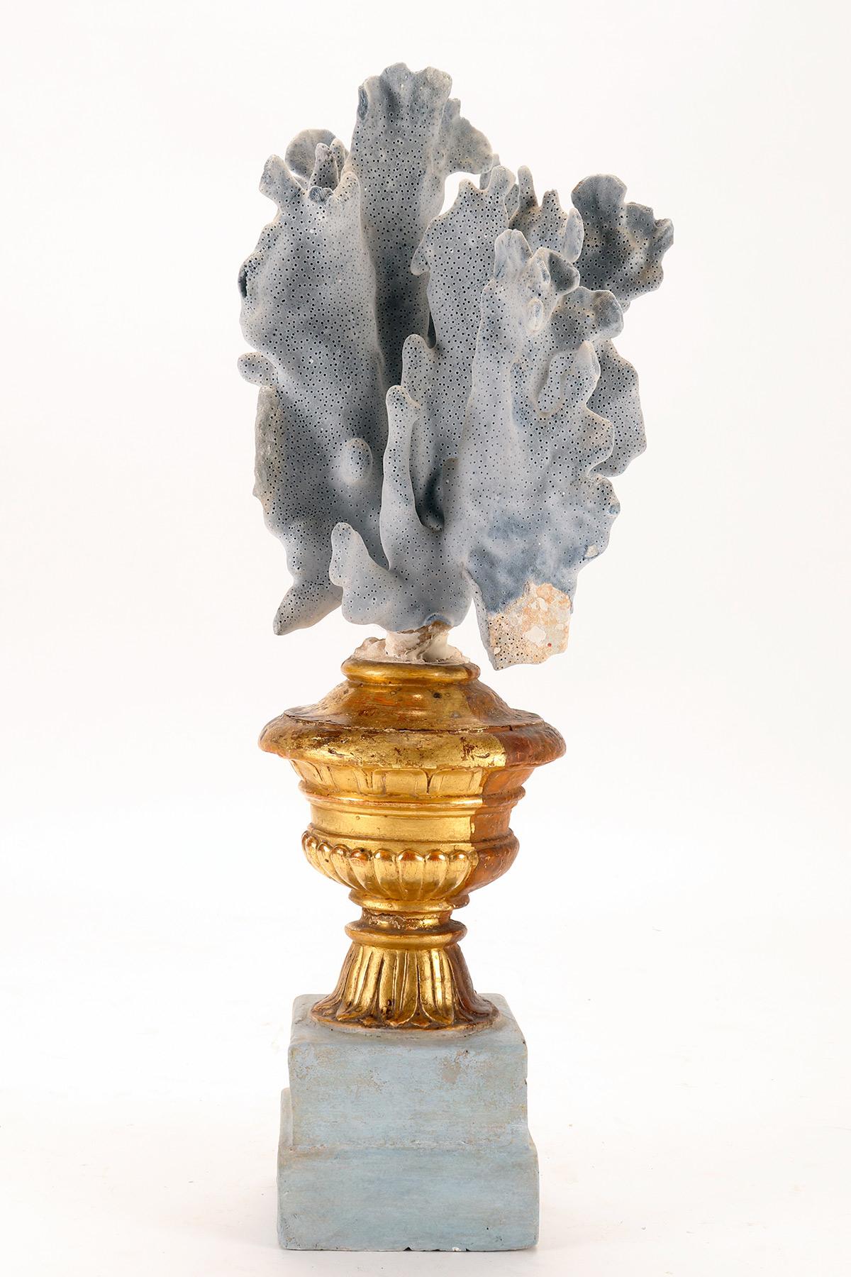 A branch of a light blue mother of pores, Italy 1880. In Good Condition For Sale In Milan, IT
