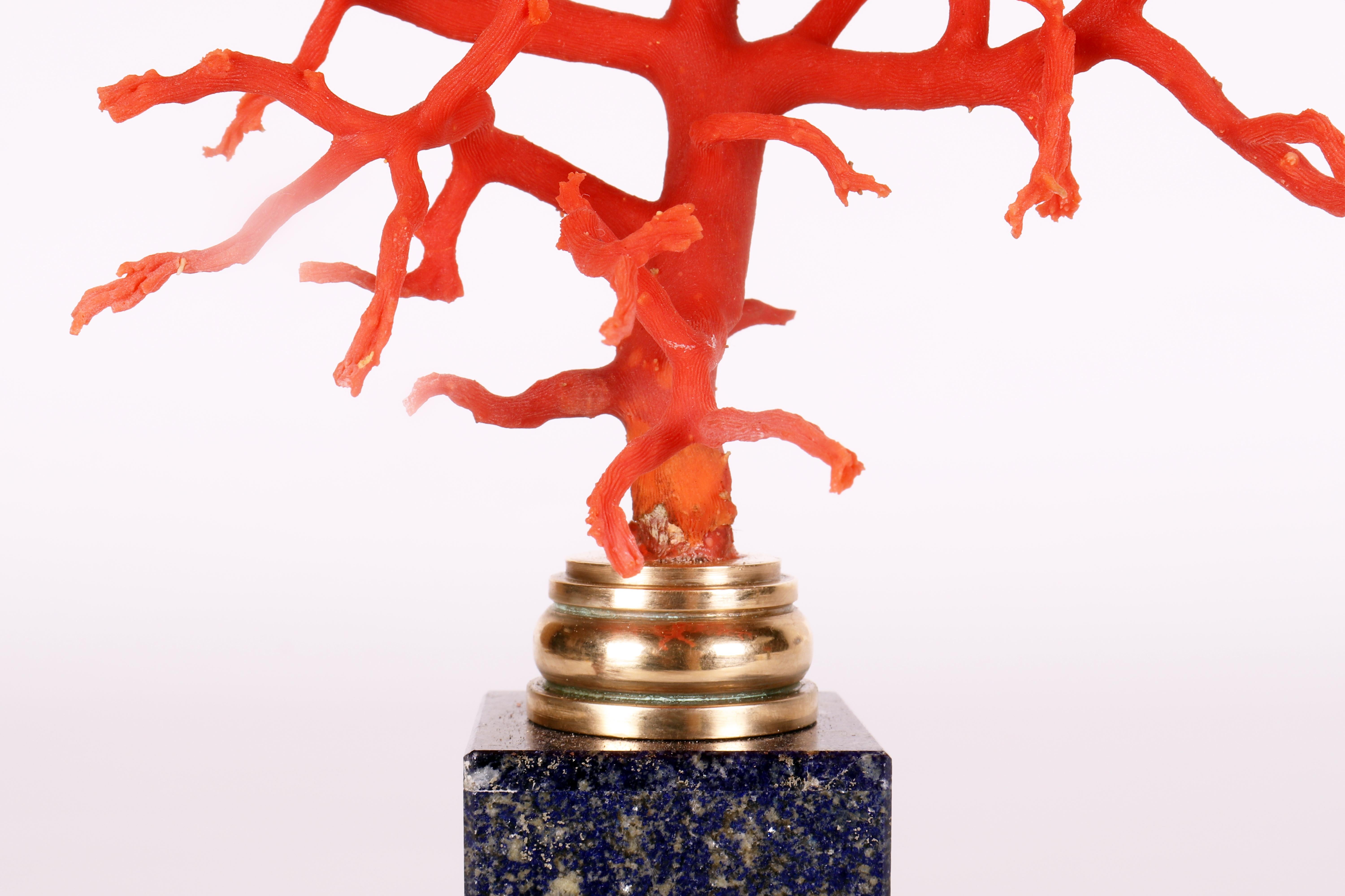 A branch of Mediterranean red coral on a lapis lazuli base, Italy 1880s. For Sale 4
