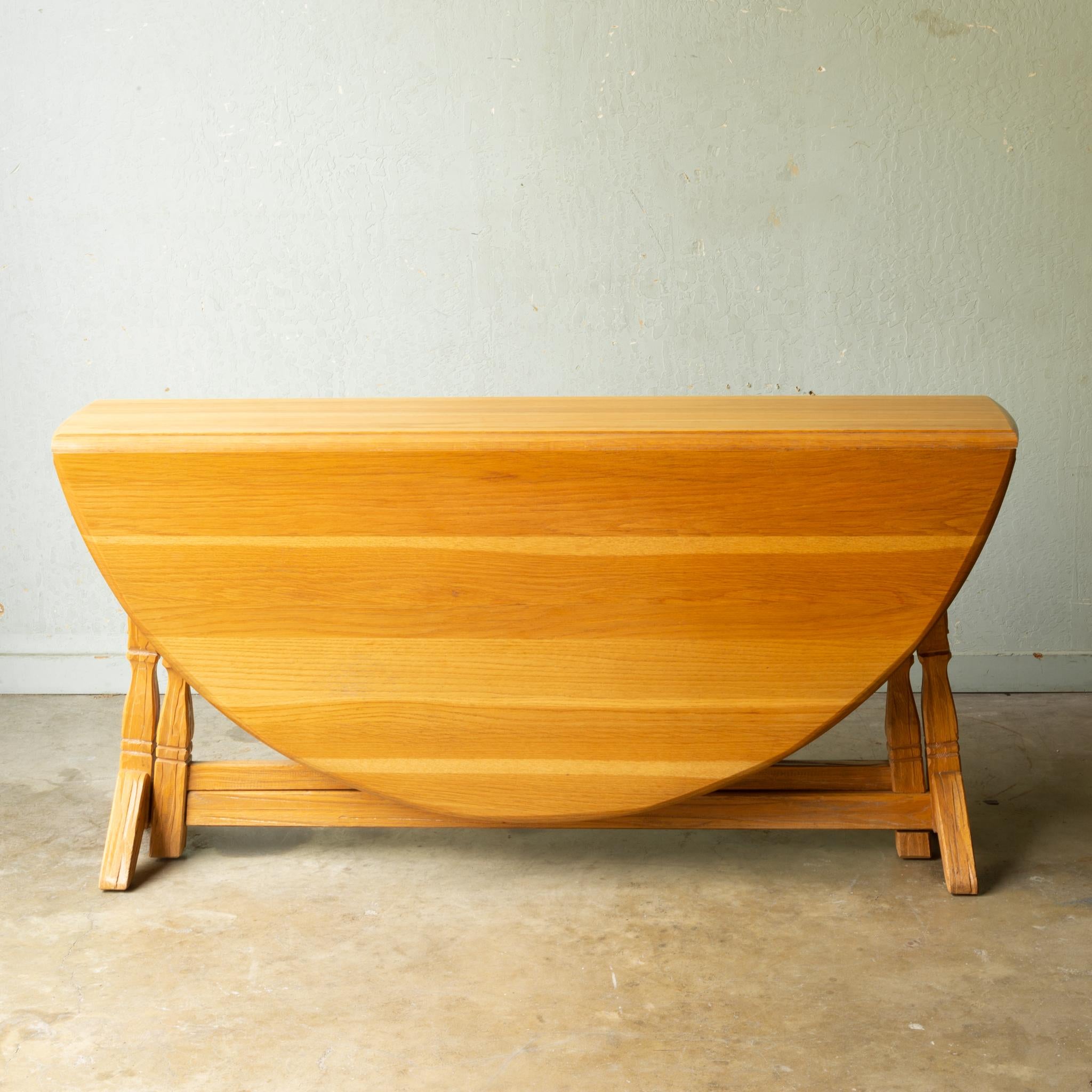 A. Brandt Drop Leaf Dining Table/Console, circa 1940 2