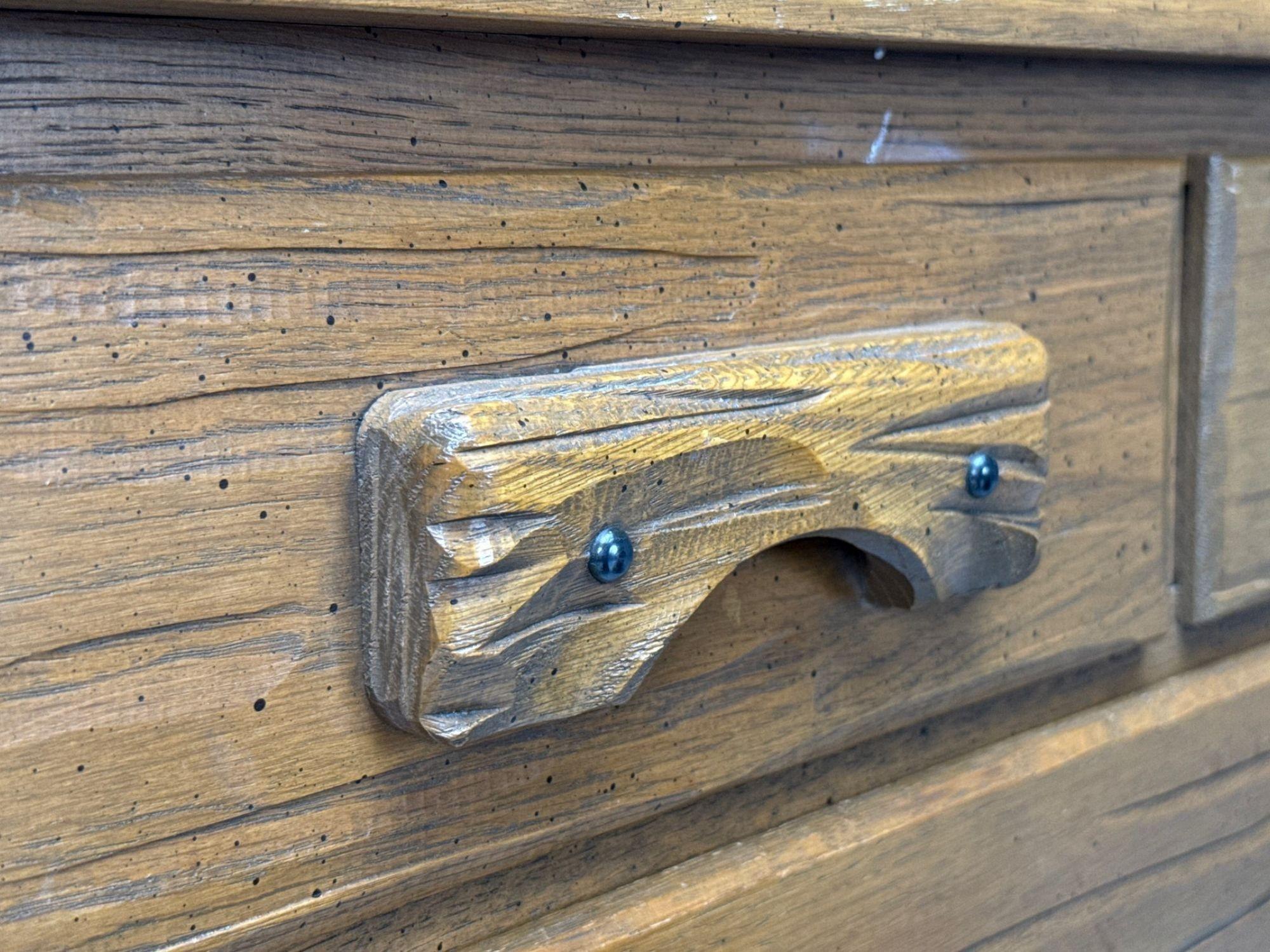 A. Brandt Ranch Oak, Roble, Cómoda, EE.UU., Década de 1950 en venta 2