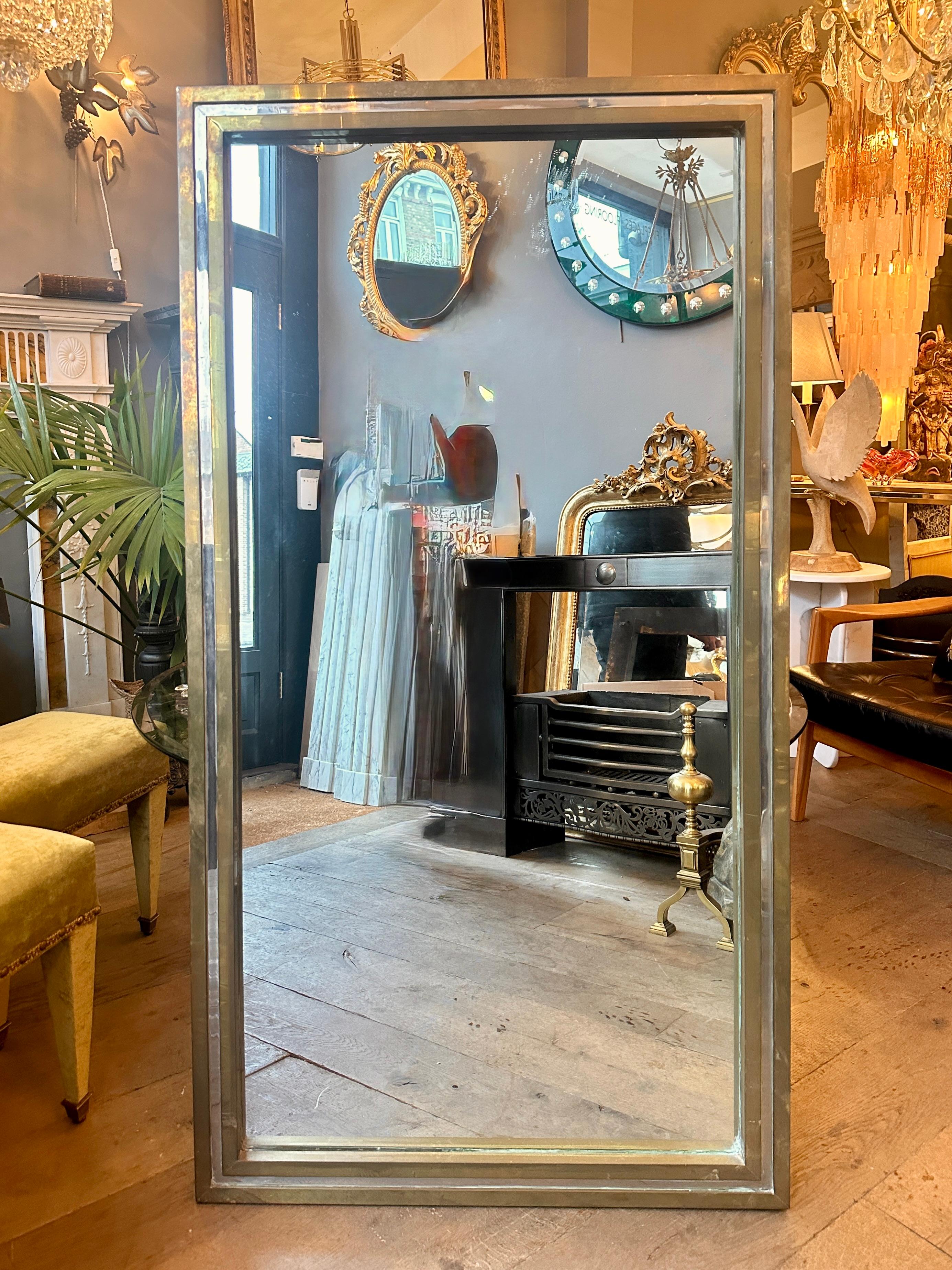 A Brass and Chrome Italian Mirror By Romeo Rega in vendita 3