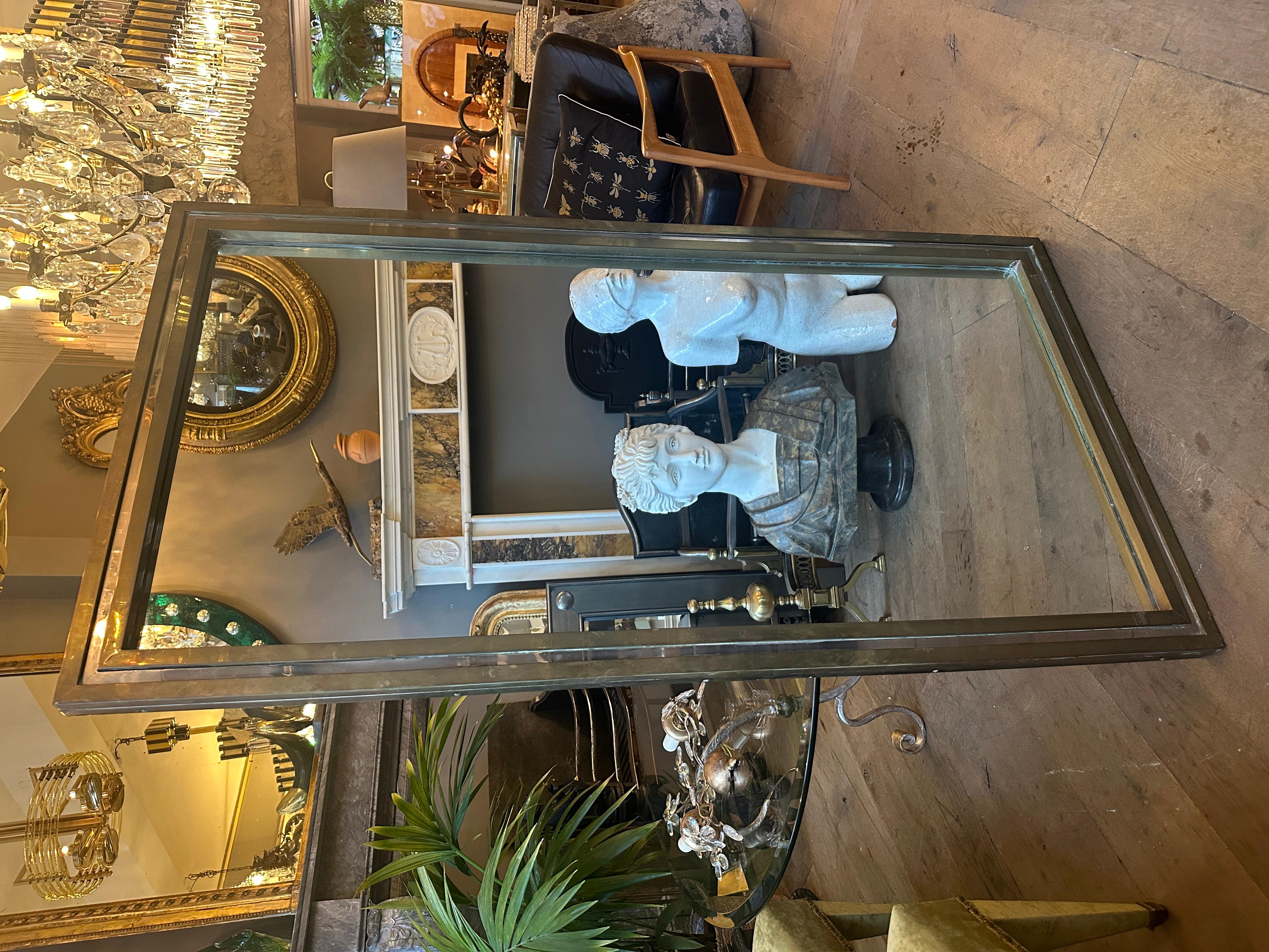 Hollywood Regency A Brass and Chrome Italian Mirror By Romeo Rega in vendita