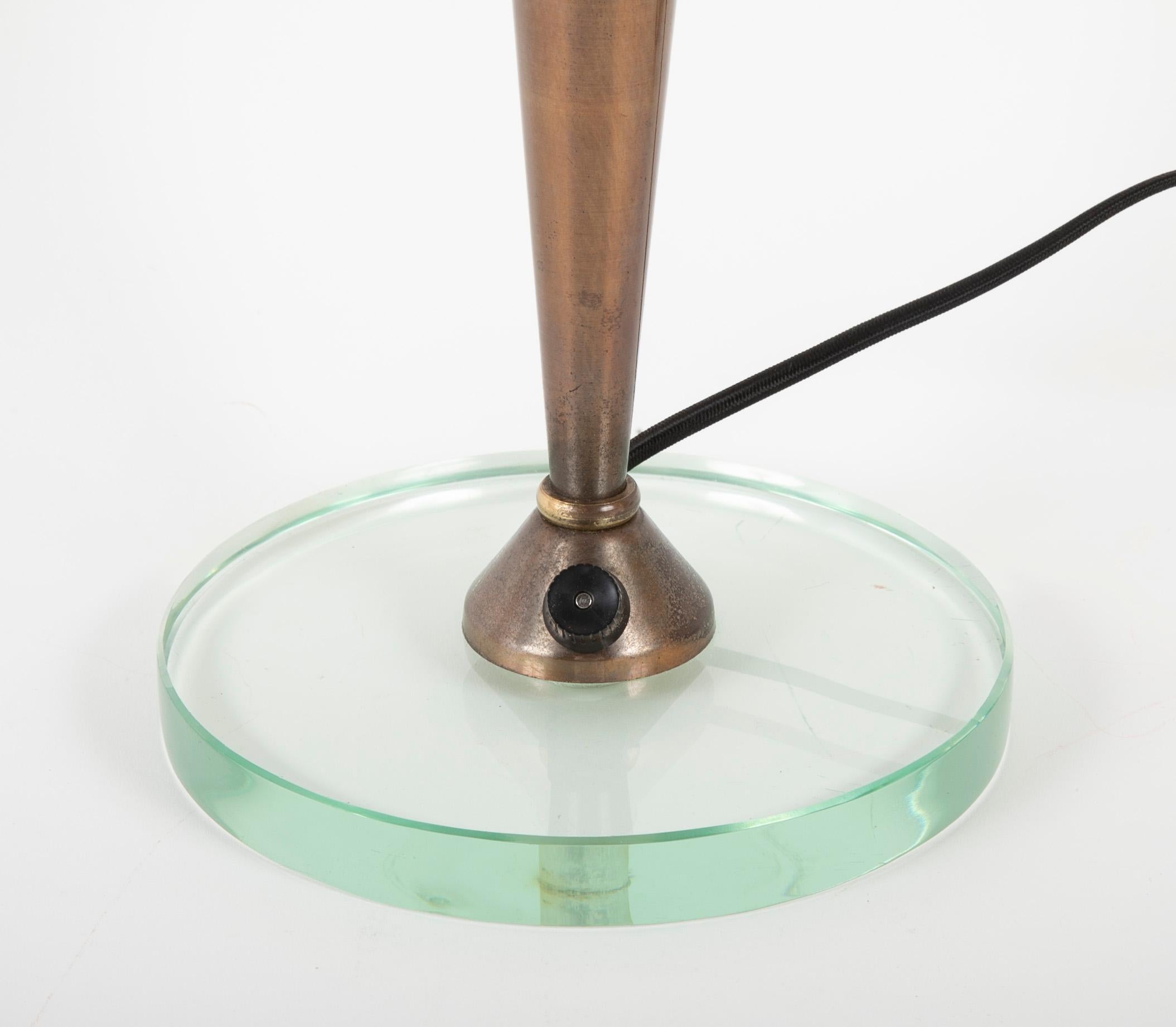 Mid-Century Modern Brass and Glass Desk Lamp by Stilnovo