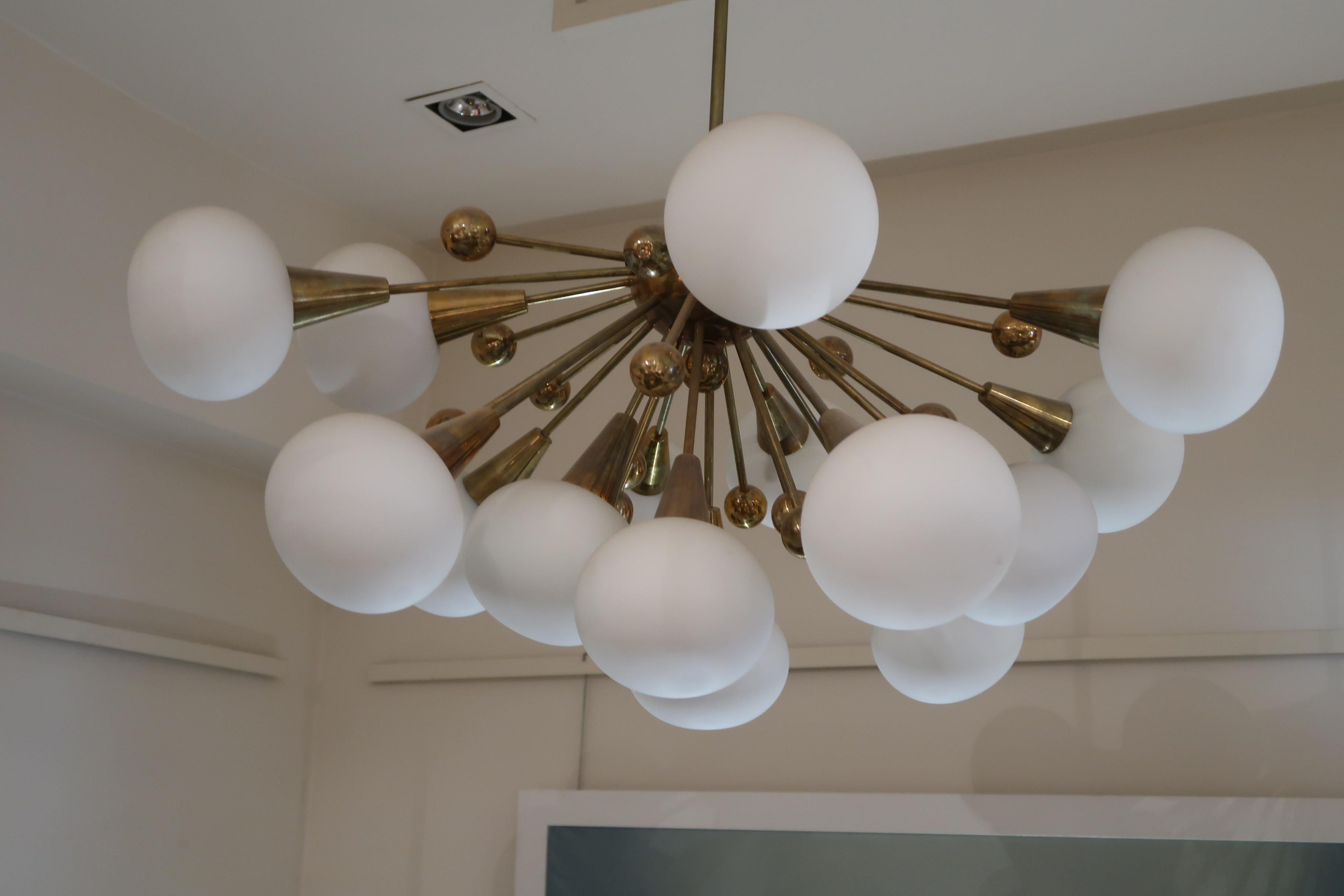 Brass and Opaline Glass Midcentury Italian Ceiling Lamp, 1970 In Good Condition For Sale In Madrid, ES