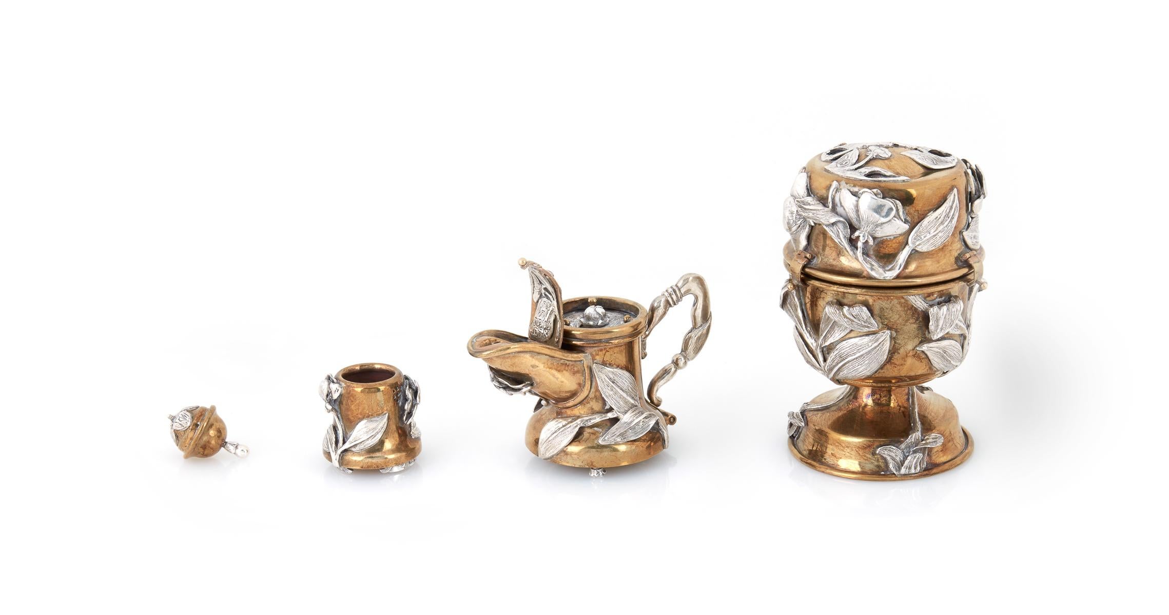 Compendio de criptojudaica de latón y plata de Dudik Swed, Jerusalén 1986 en Bueno estado para la venta en New York, NY