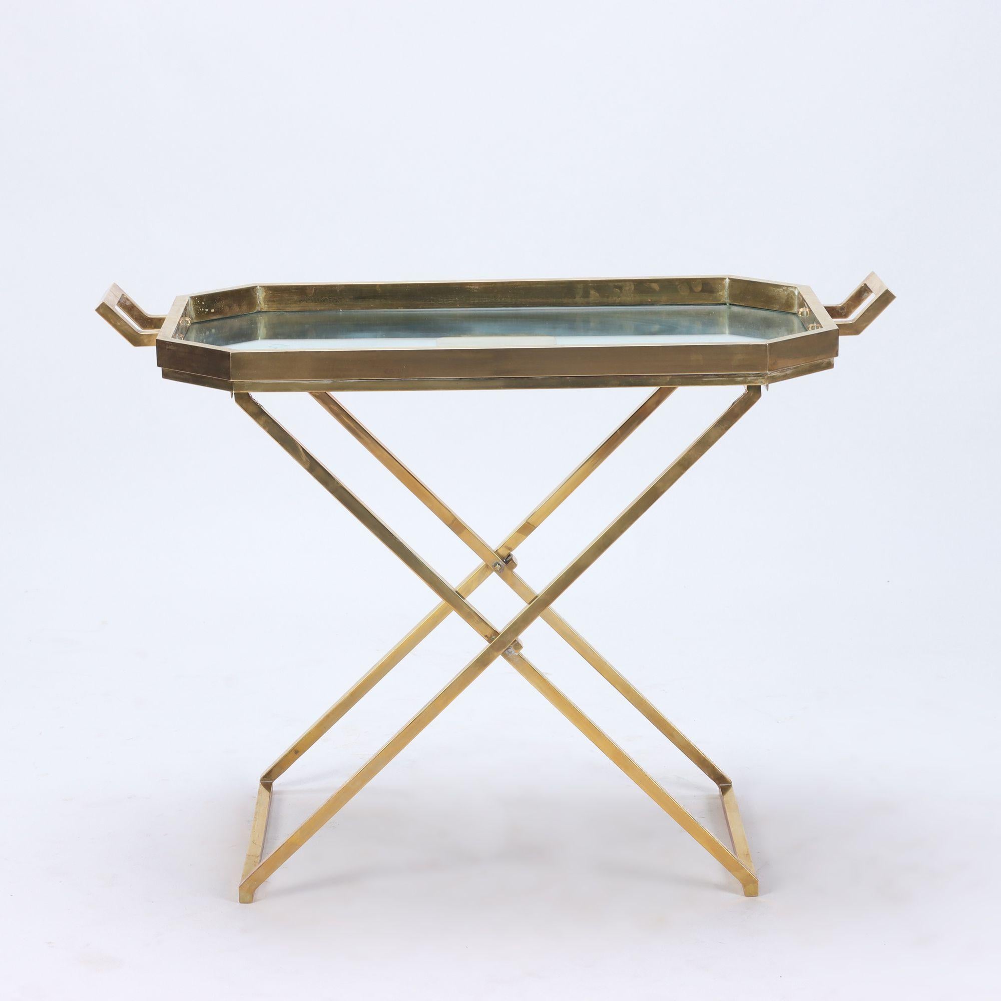A brass butlers tray on stand of generous proportions C 1970. In Good Condition In Philadelphia, PA
