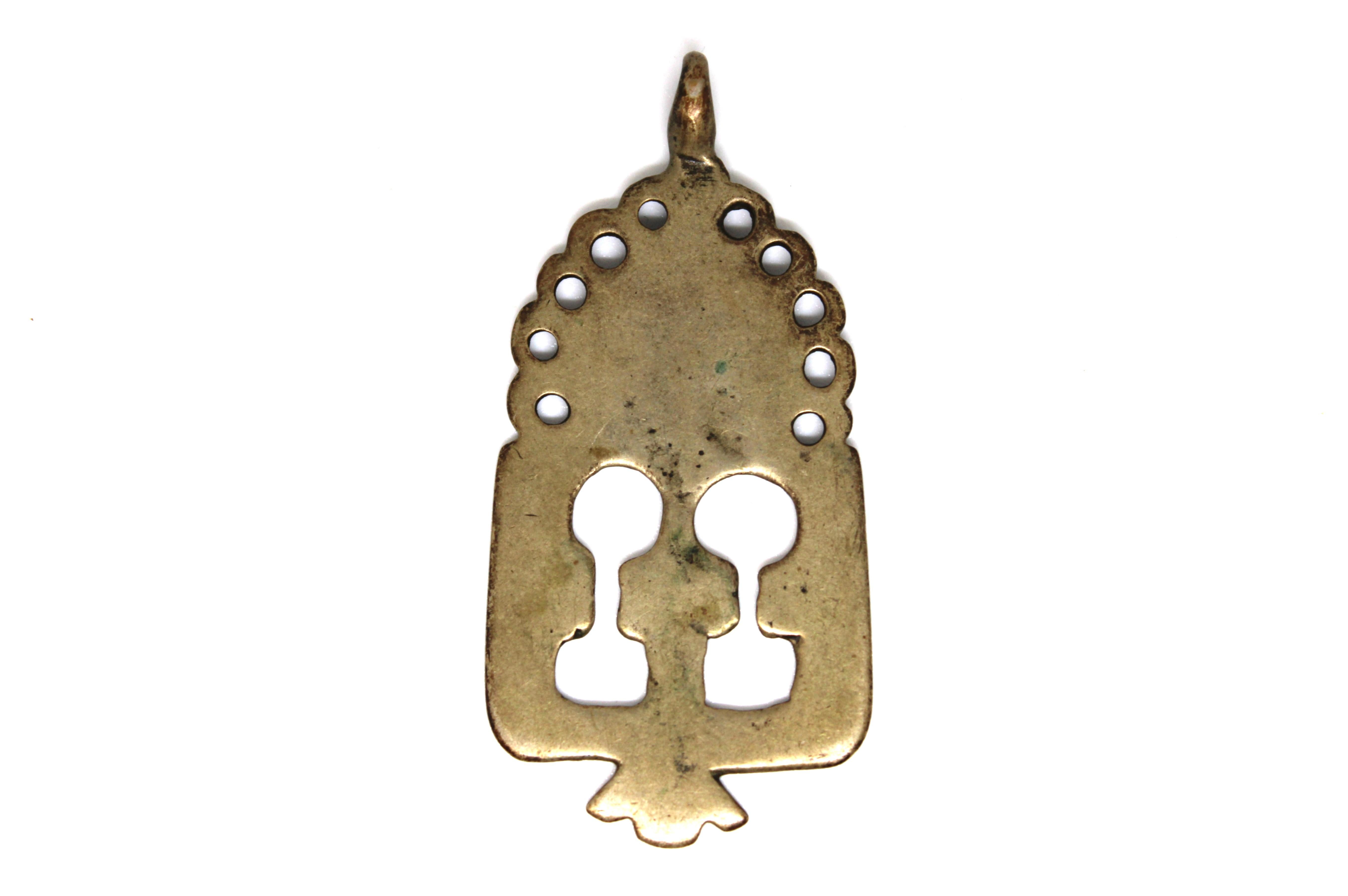 Marocain Amulet Morrocan en laiton,  Antiquités judaïques du Maroc en vente