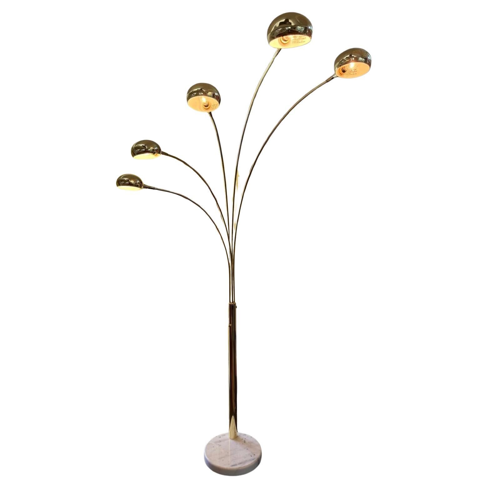 Mehrzackige Stehlampe aus Messing mit Marmorsockel, Mitte 20.