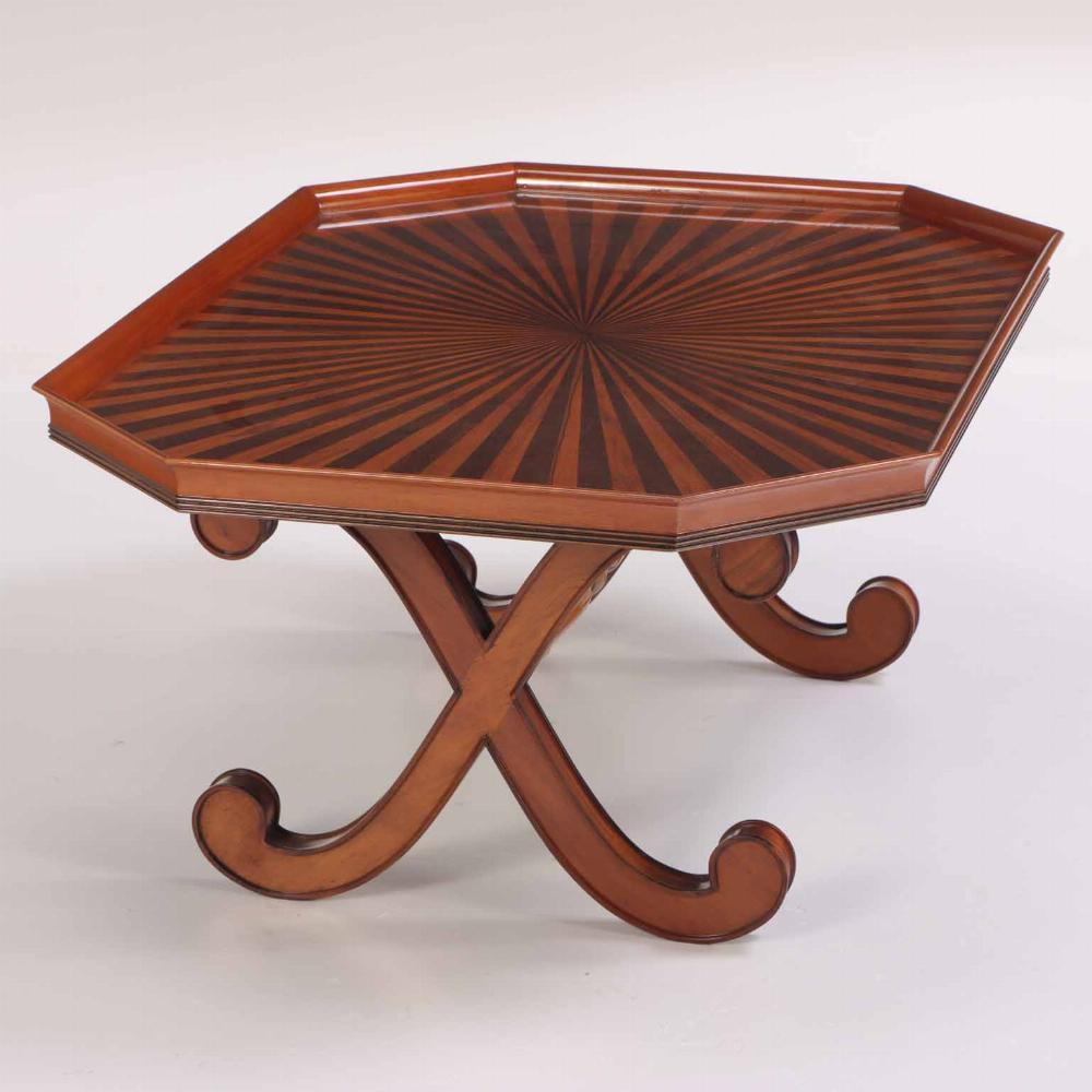Acajou Table basse brésilienne en acajou massif et bois de rose, vers 1960. en vente