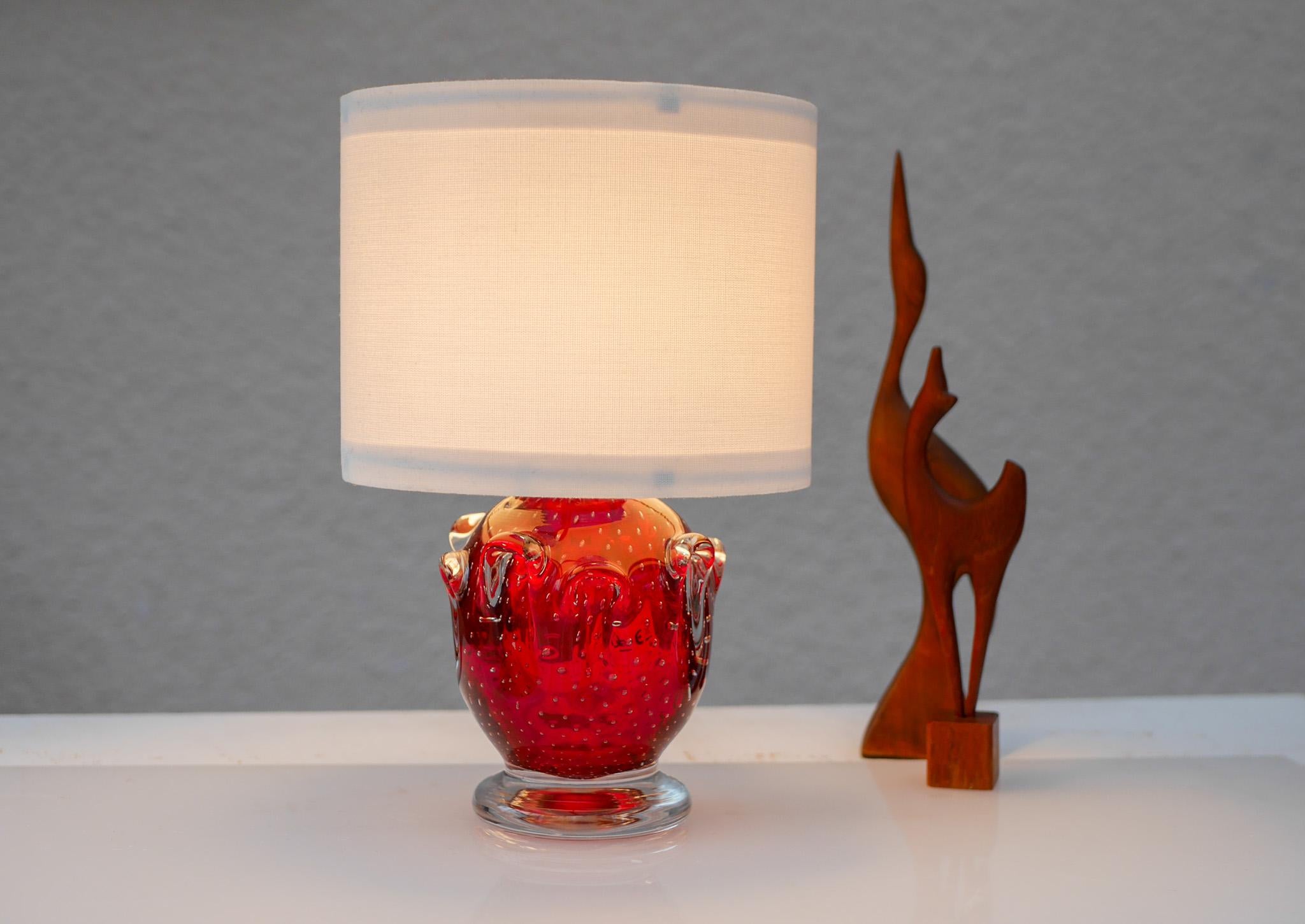 Lampe en cristal rouge vif de Börne Augustsson pour Åseda, Suède en vente 1