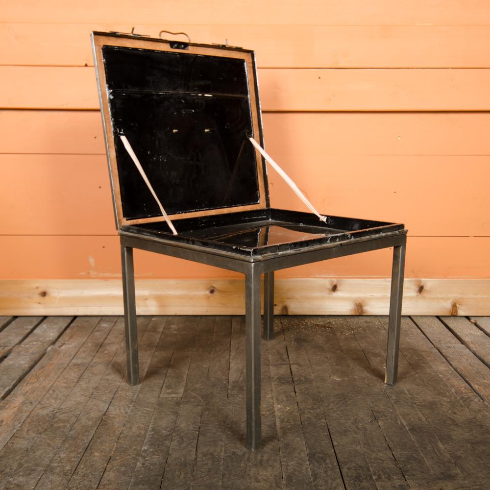 Britischer Campaigner-Stil, klappbarer Tisch oder Sessel aus Eisen, Mitte 19. im Zustand „Gut“ im Angebot in Philadelphia, PA