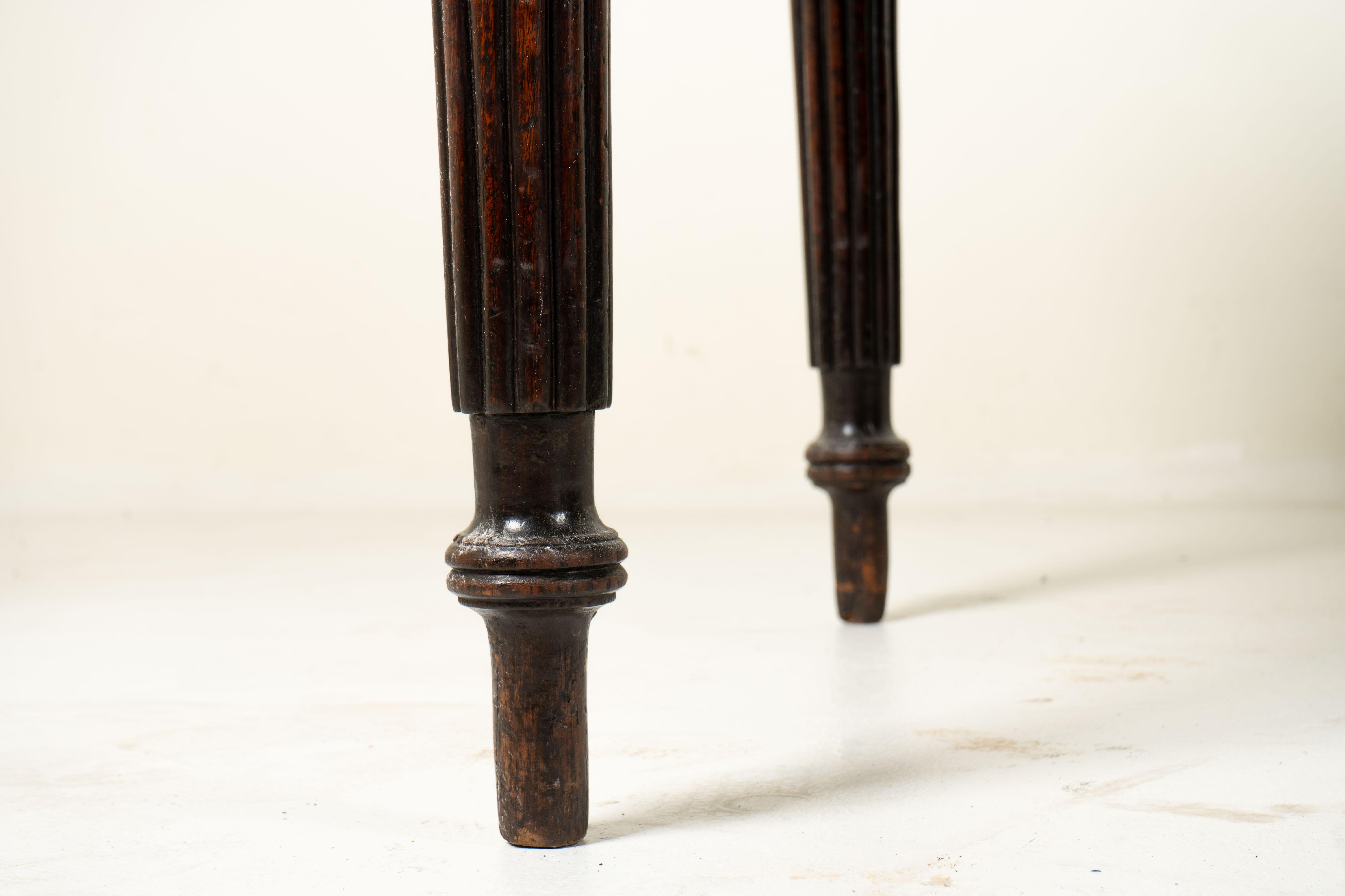 A British Colonial Teakwood Dining Table 3