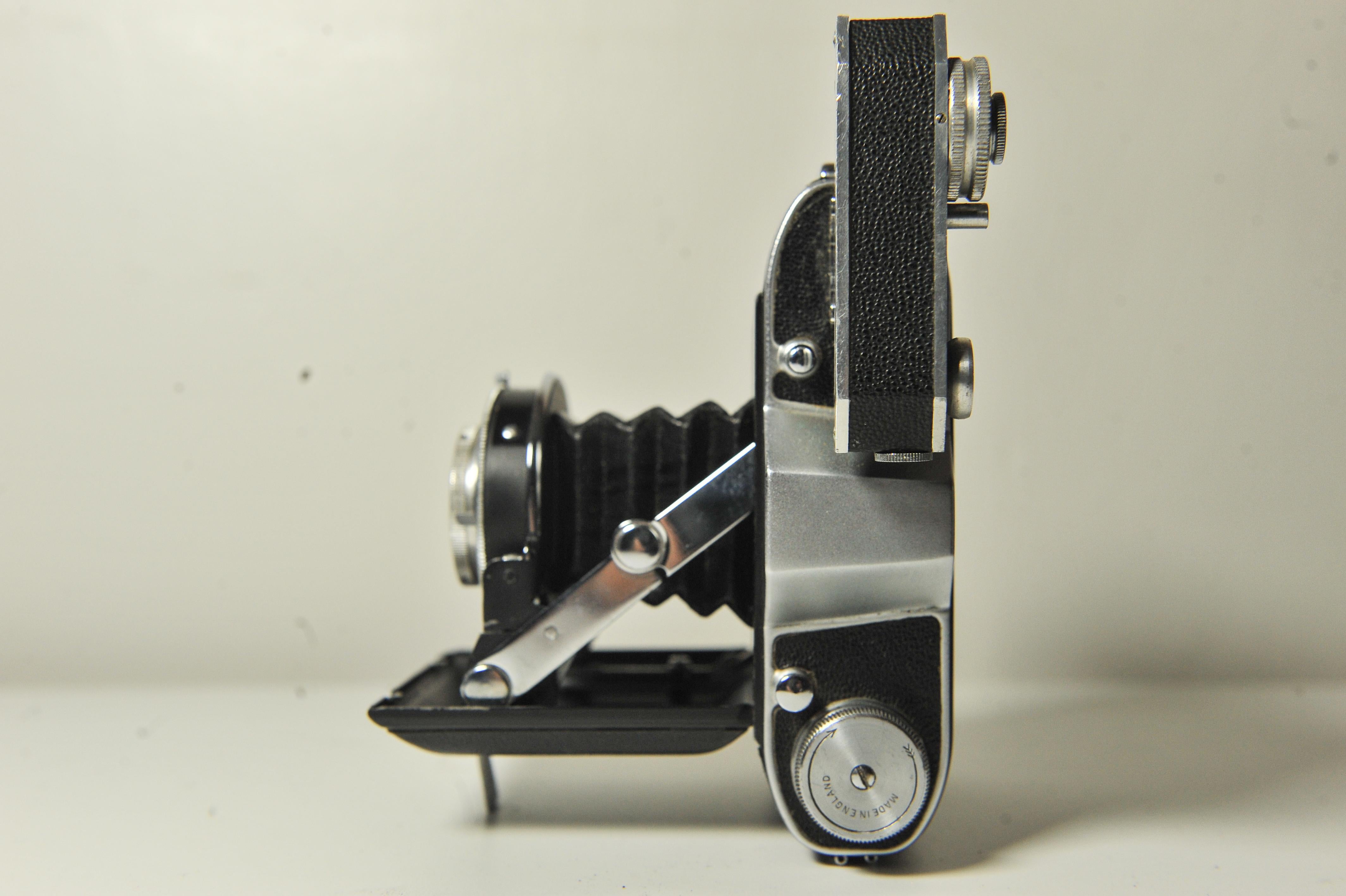 A British Made Ensign Selfix 16-20 Strut Folding 120 Roll Film Camera With An Ensar Anastigmat 75mm F4.5 Fixed Lens With Epsilon Shutter & A Watameter Accessory Rangefinder 

