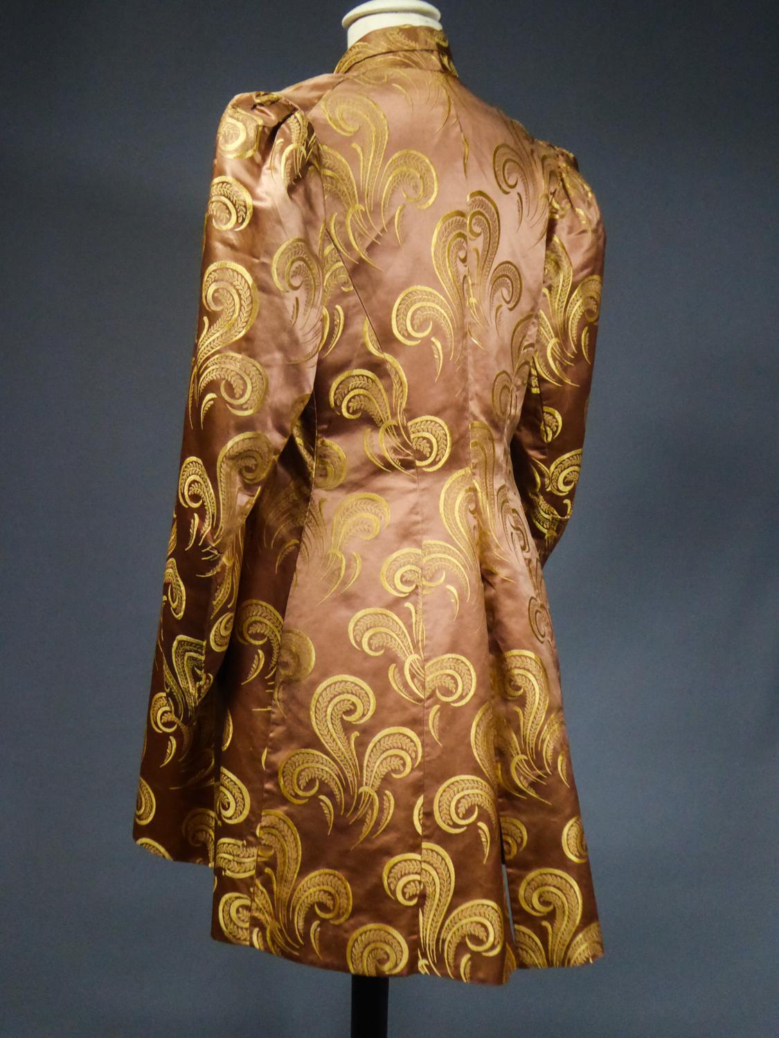 A French Brocaded Satin Silk Evening Jacket Circa 1930/1950 For Sale 5