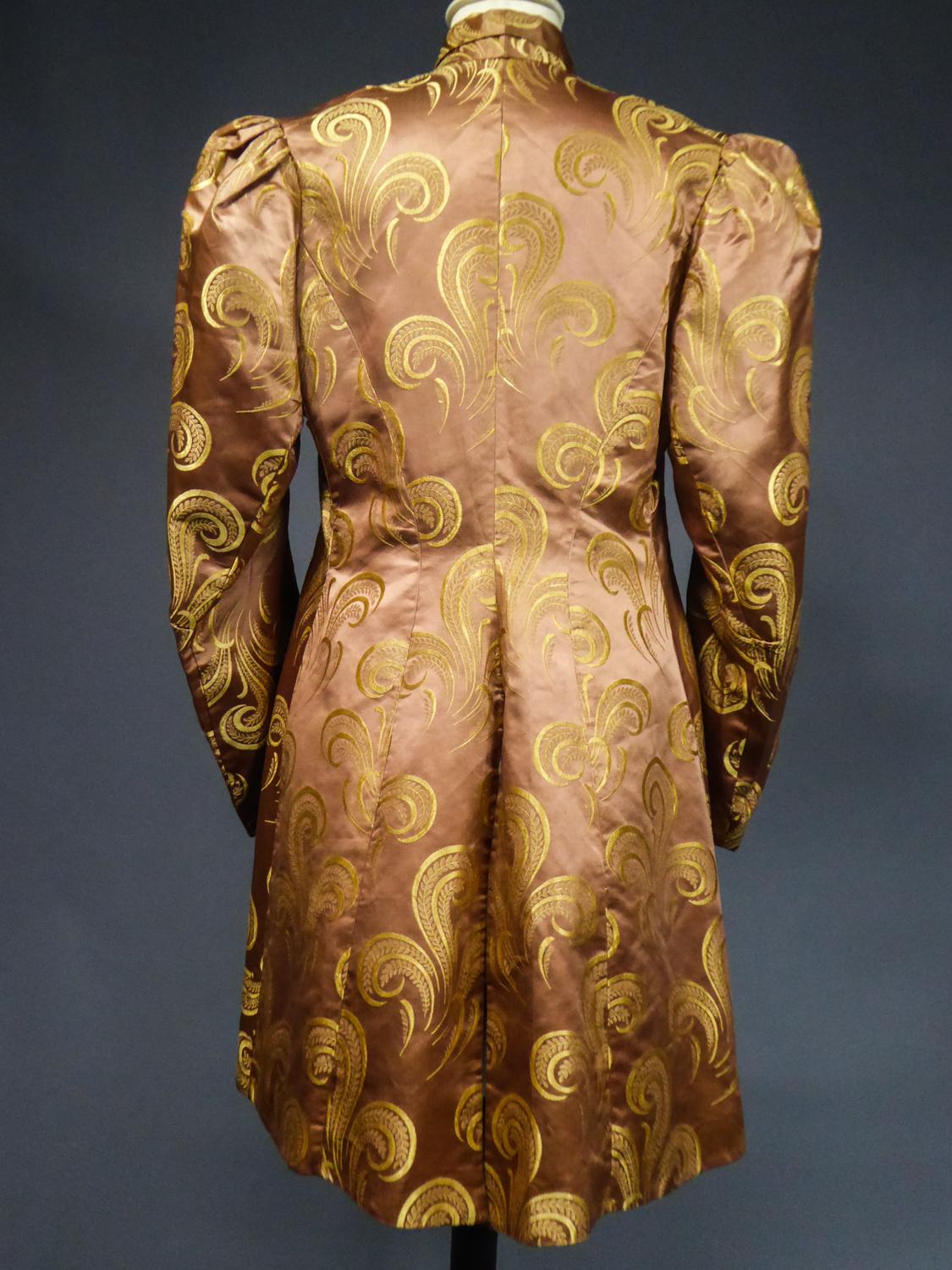 A French Brocaded Satin Silk Evening Jacket Circa 1930/1950 For Sale 6