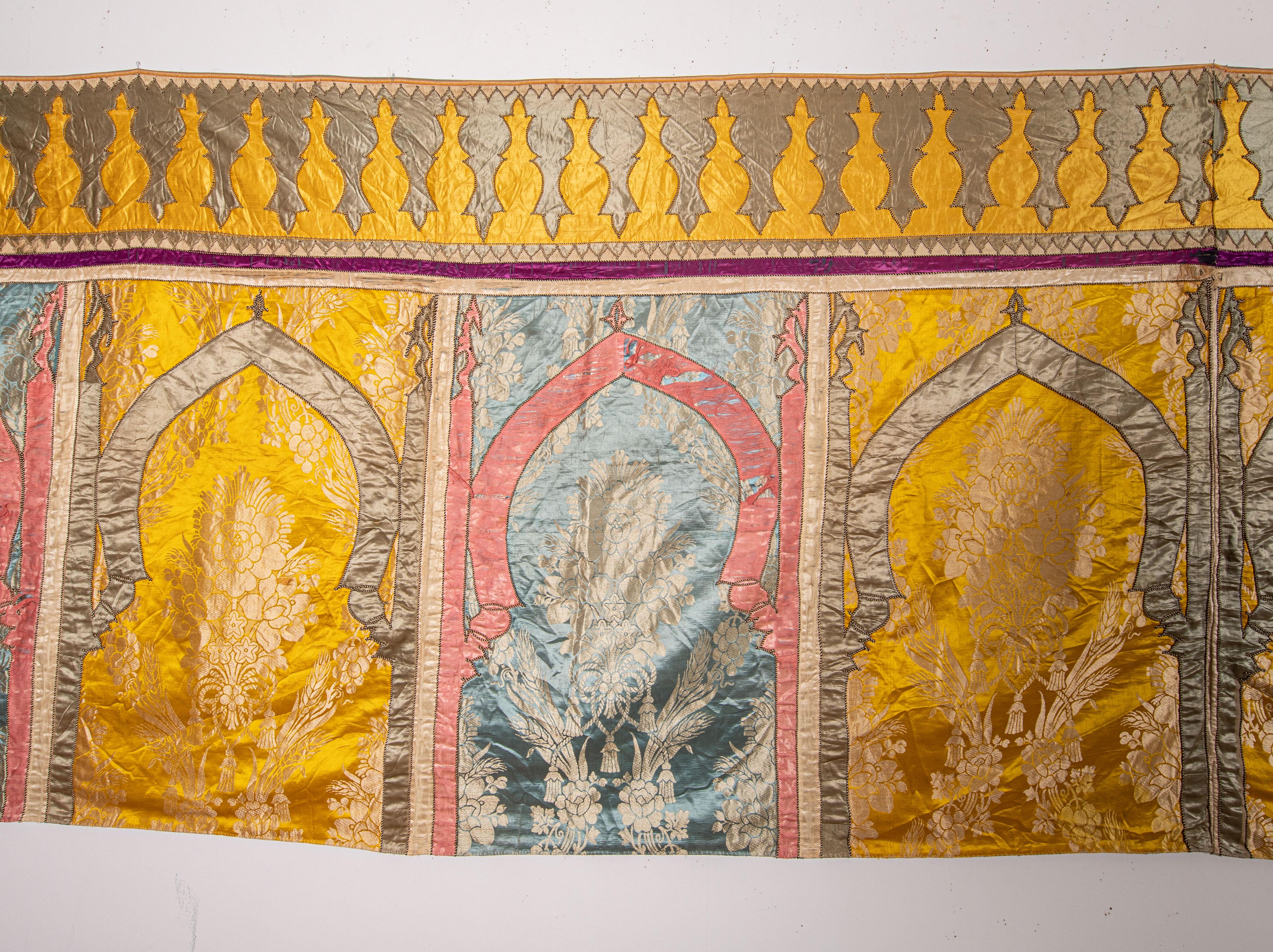 Brocaded Silk Tent Hanging 'Haiti', Moroccan, North African, L 19th / E 20th C For Sale 2