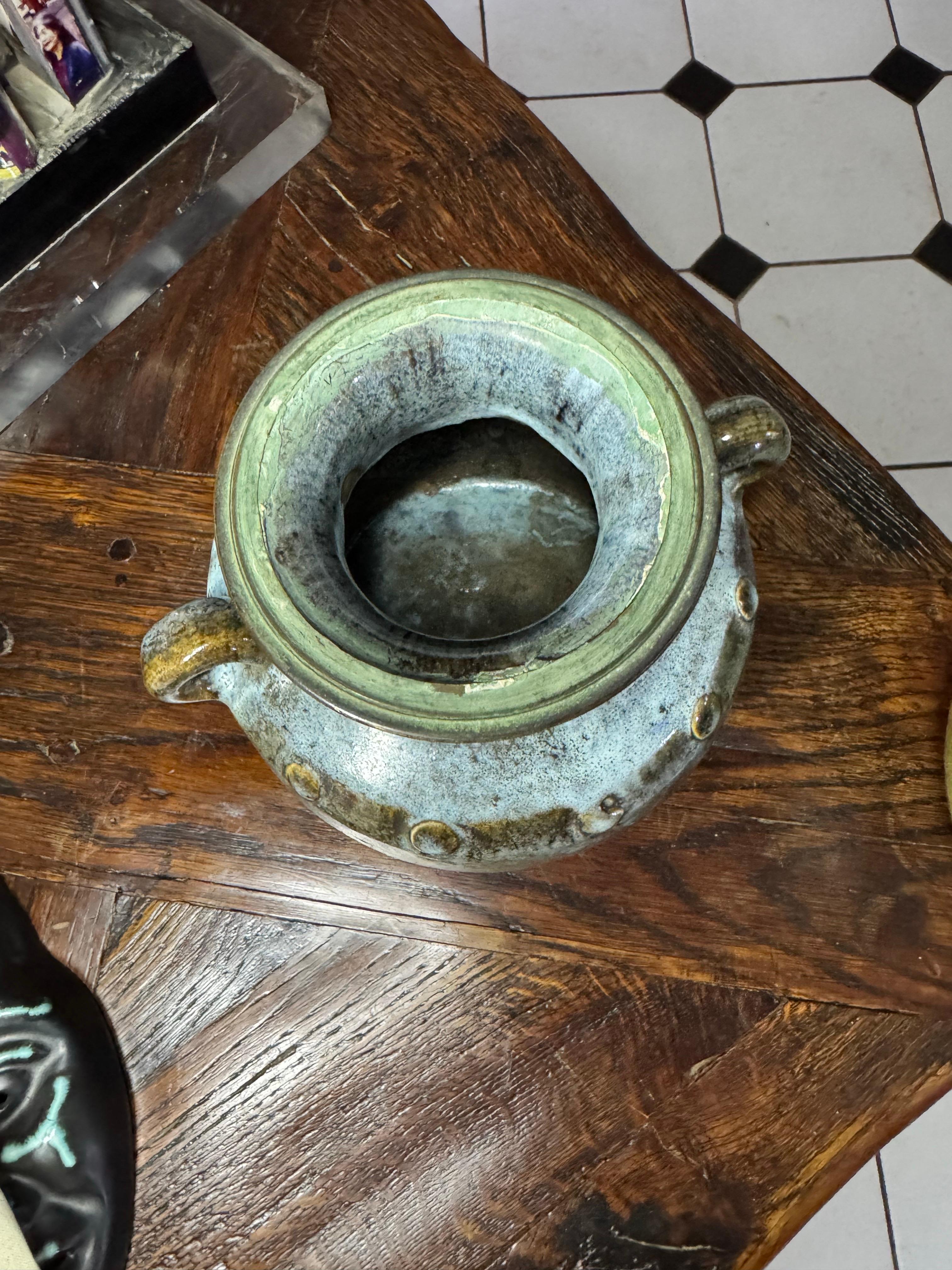 Eine Vase aus Bronze und Keramik um 1900 (Moderne der Mitte des Jahrhunderts) im Angebot