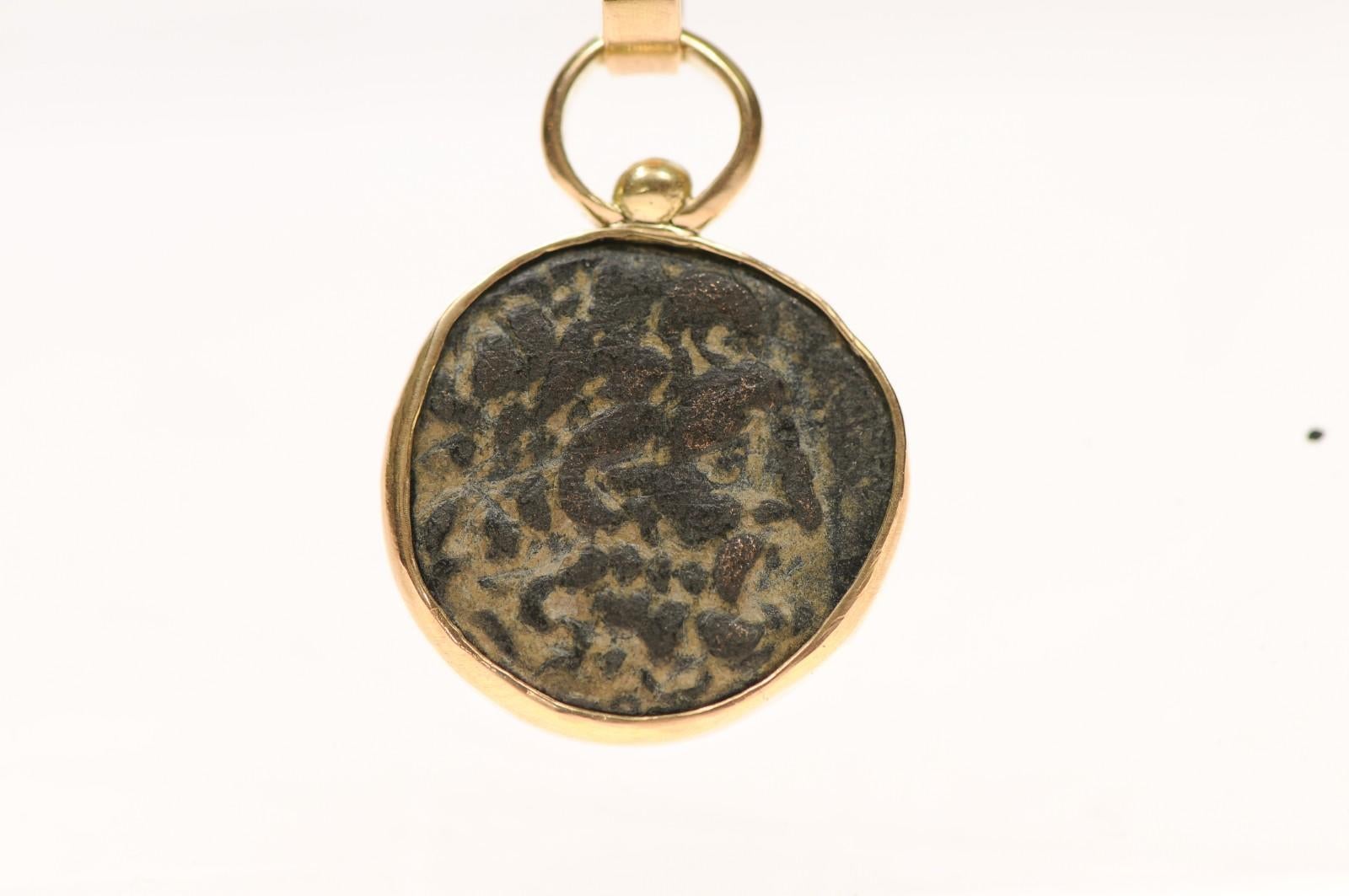 A Bronze Greek [coin] pendant w 18 karat gold (pendant only) For Sale 1