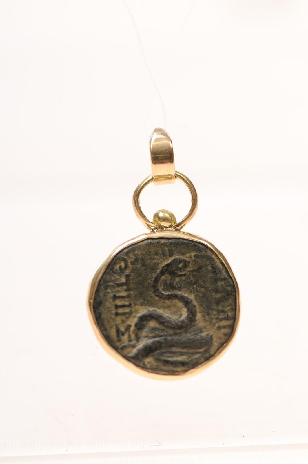 A Bronze Greek [coin] pendant w 18 karat gold (pendant only) For Sale 4