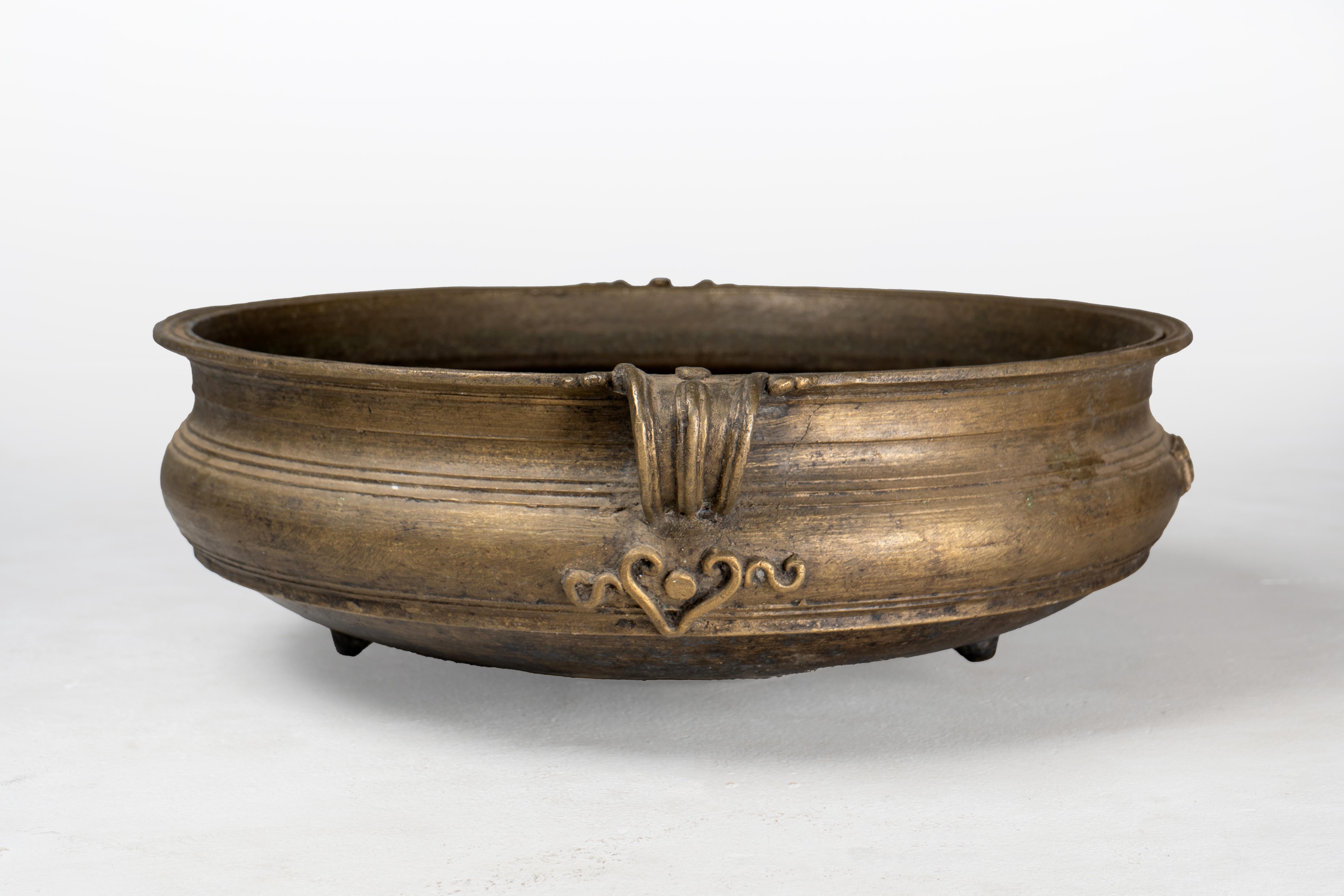 20th Century A Bronze Indian Urli For Sale