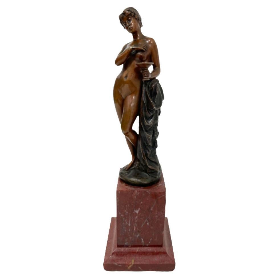 Bronzo neoclassico di donna nuda in piedi, di Felix Görling in vendita