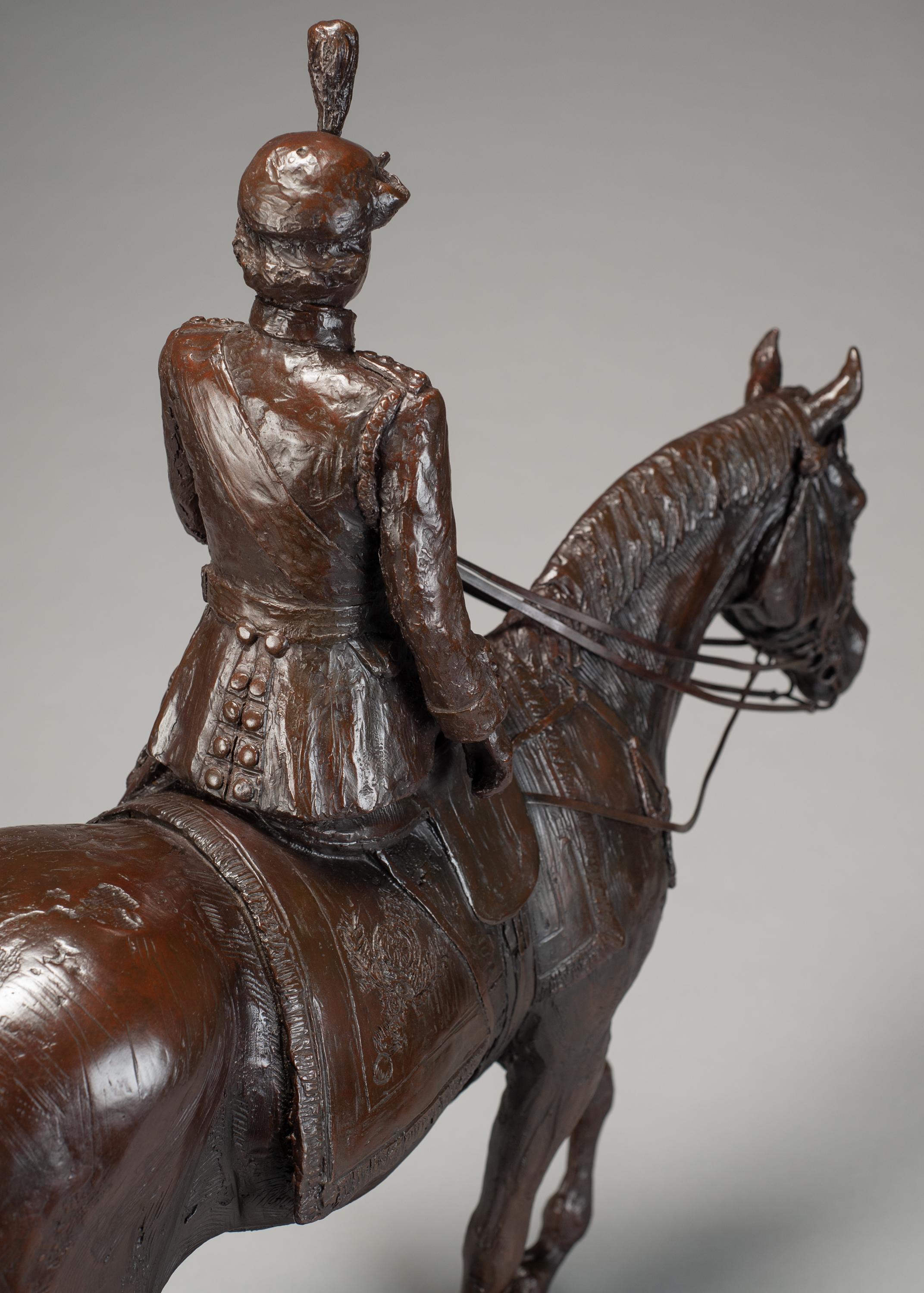 A bronze of Queen Elizabeth II Trooping the Colour by Amy Goodman For Sale 9