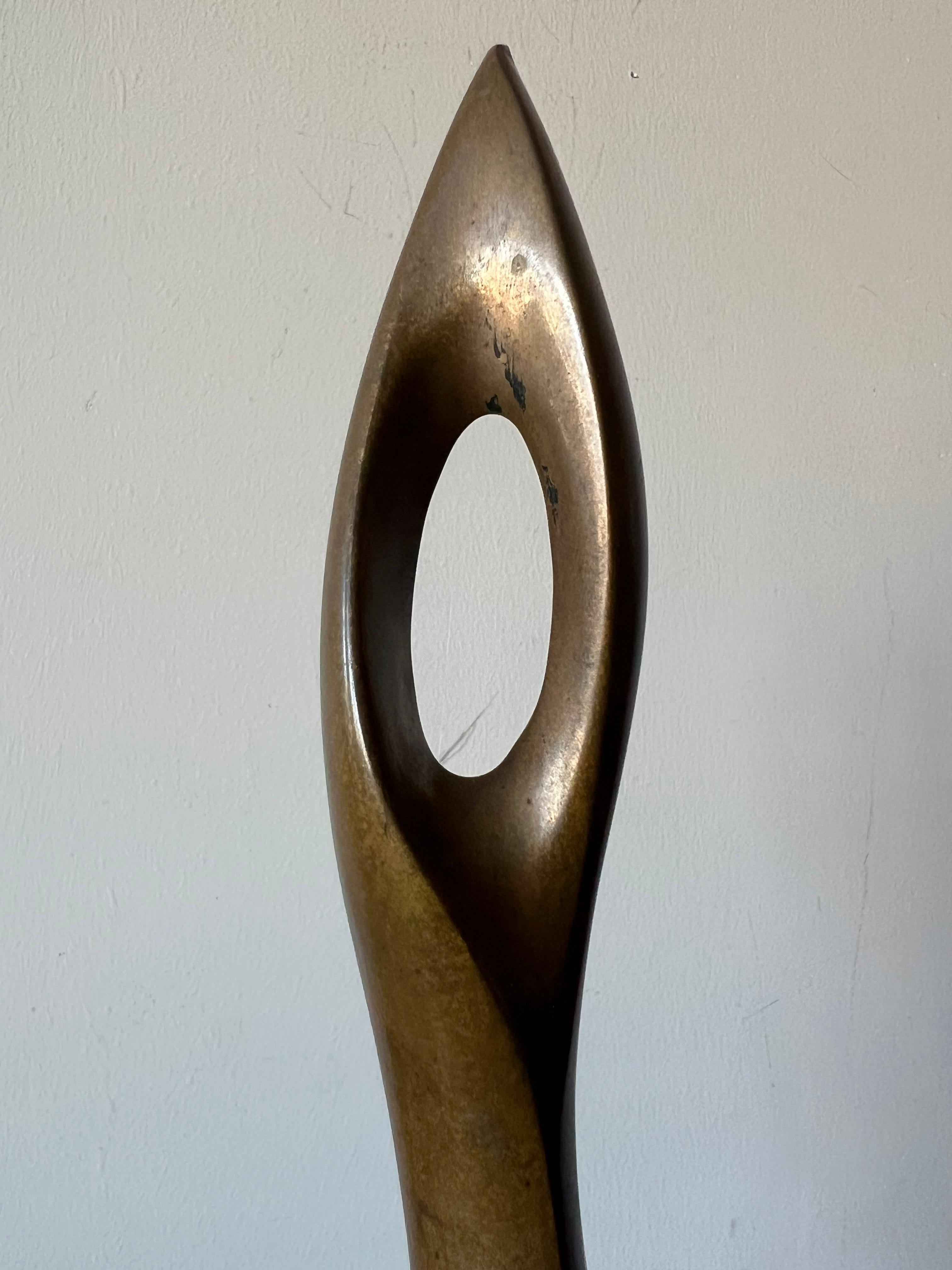 Canadese Una scultura in bronzo di Grediaga Kieff in vendita
