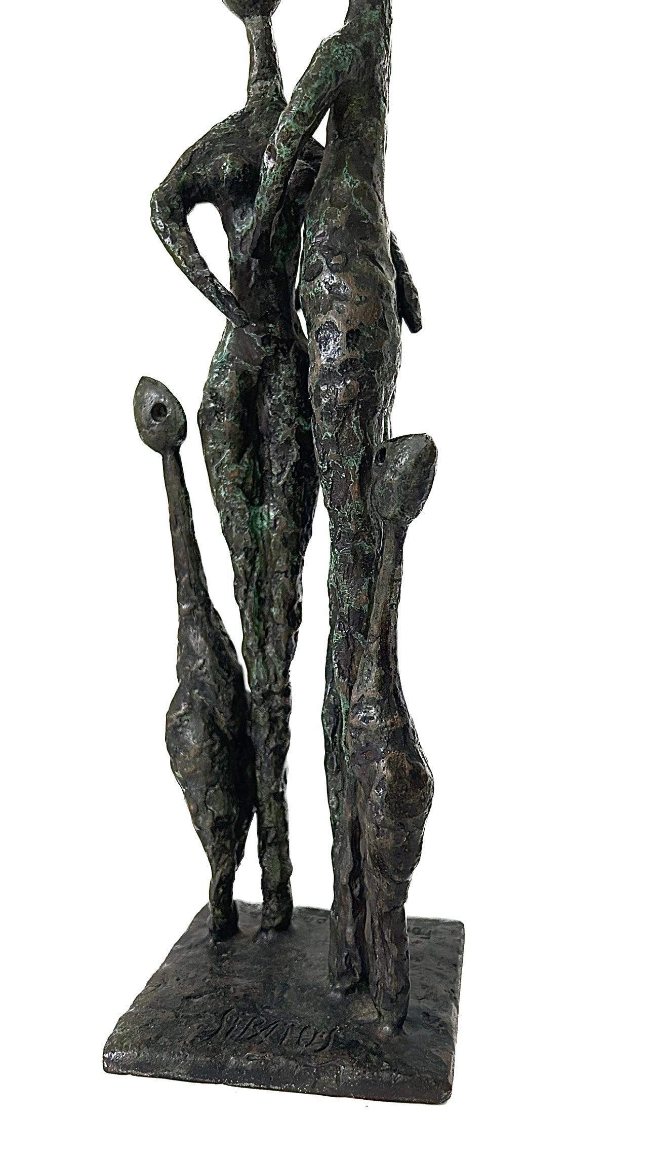 Una scultura in bronzo di una famiglia di Charles Stratos In condizioni ottime in vendita a Southall, GB
