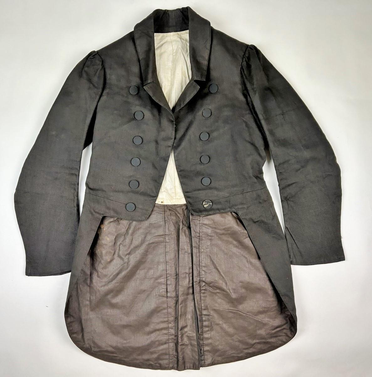 A brown frockcoat for french elegant man - Louis-Philippe period Circa 1830 For Sale 5