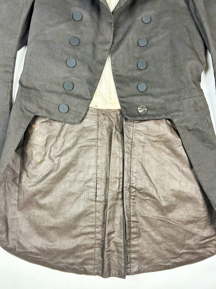 A brown frockcoat for french elegant man - Louis-Philippe period Circa 1830 For Sale 6