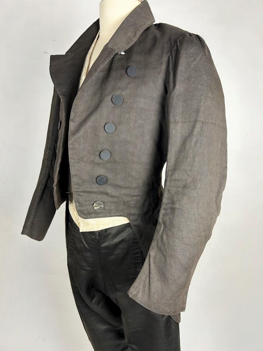 Gray A brown frockcoat for french elegant man - Louis-Philippe period Circa 1830 For Sale