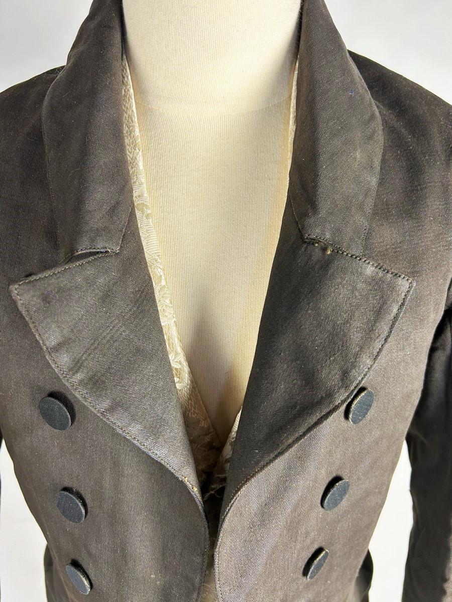 A brown frockcoat for french elegant man - Louis-Philippe period Circa 1830 For Sale 4
