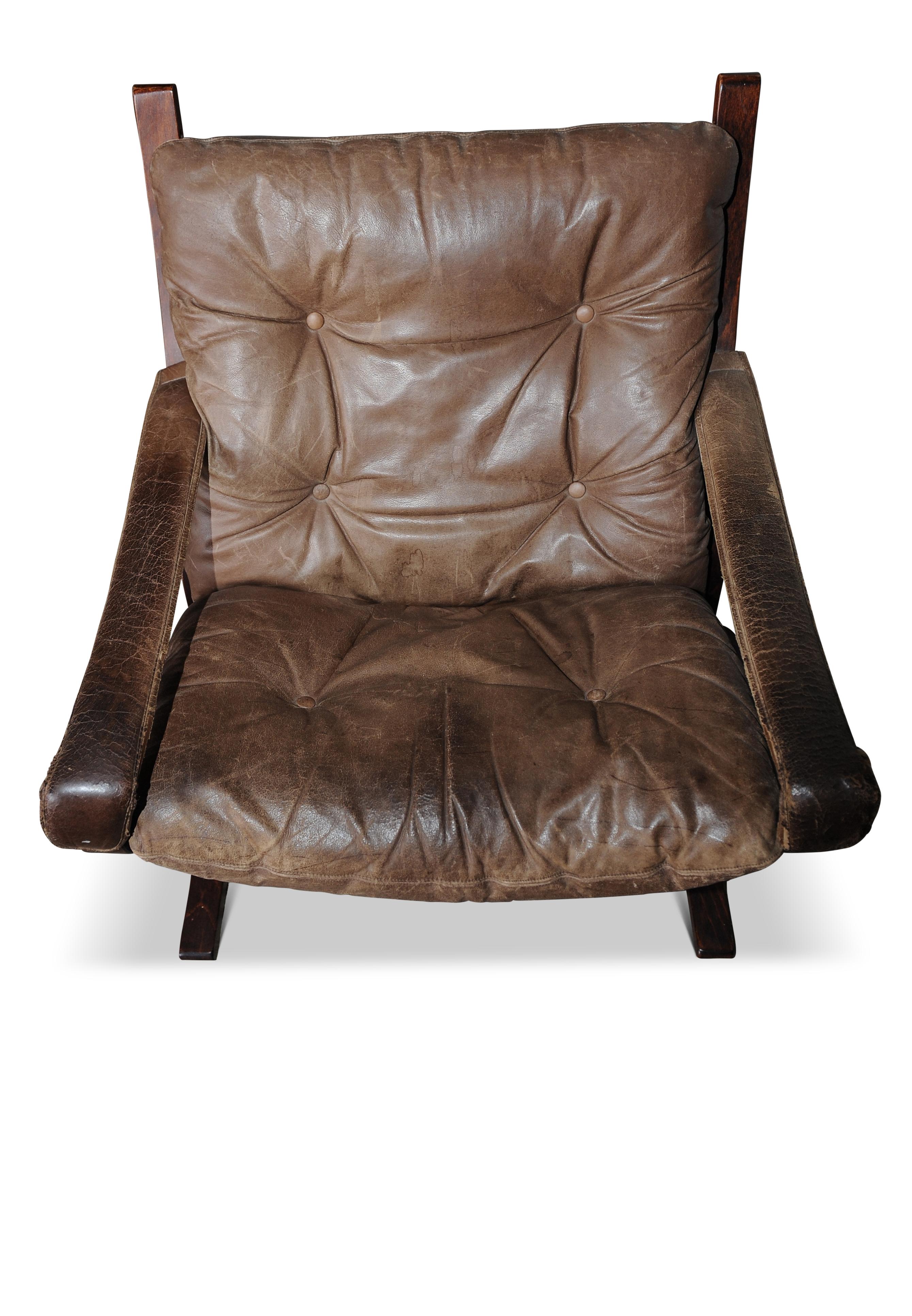 Mid-Century Modern Brown Leather Westnofa Siesta Lounge Chair Scandinavian Modern Ingmar Relling For Sale