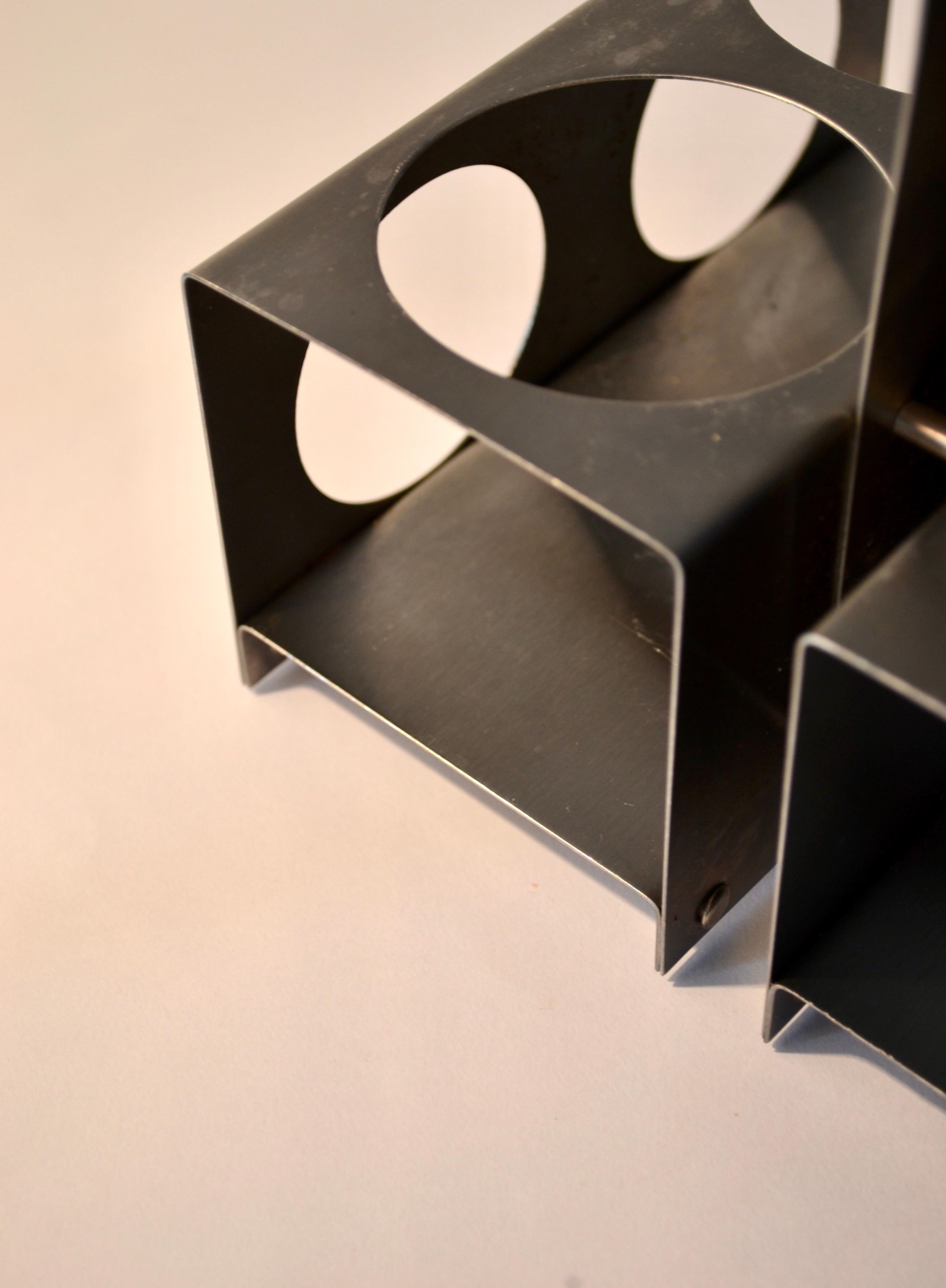 A brushed steel wine rack  - François Monnet - France - 1970s For Sale 2