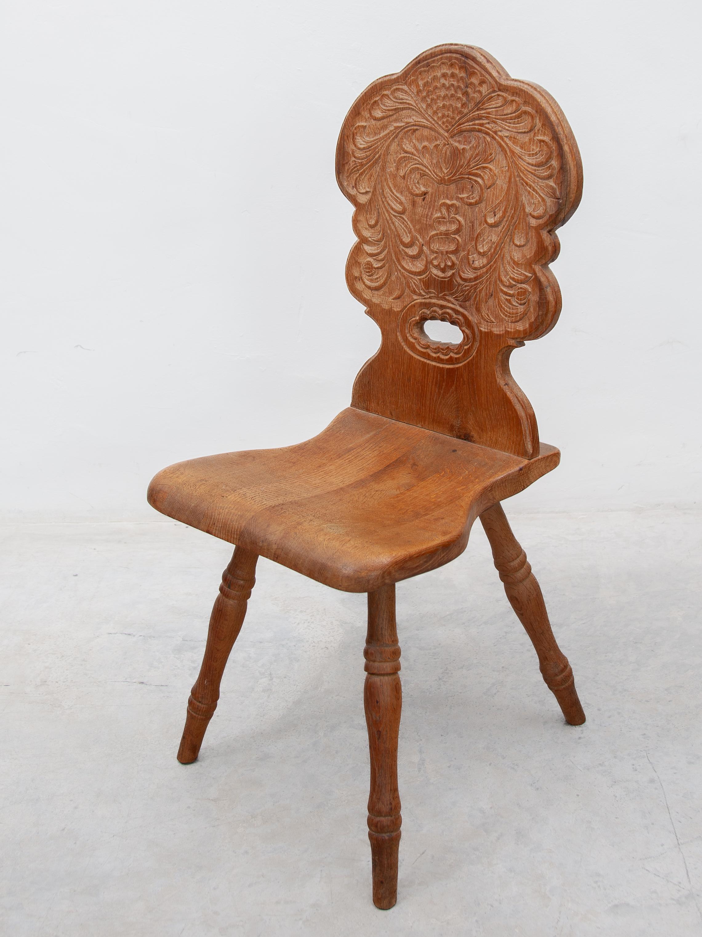 A Brutalist Folk Art Alpine set of Four Chairs, France, 1930s For Sale 5