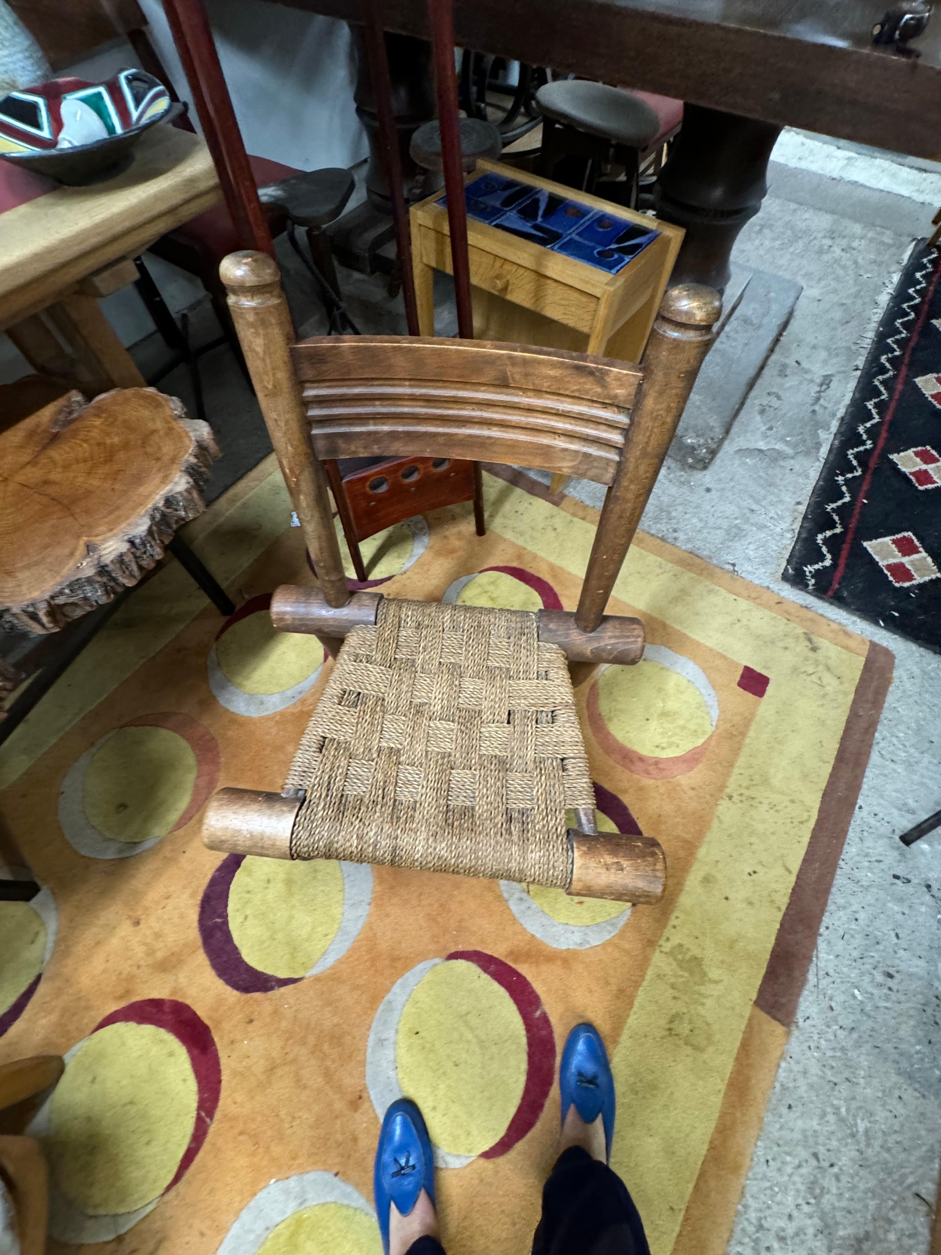 Mid-Century Modern Chaise basse brutaliste en Oak Oak en vente
