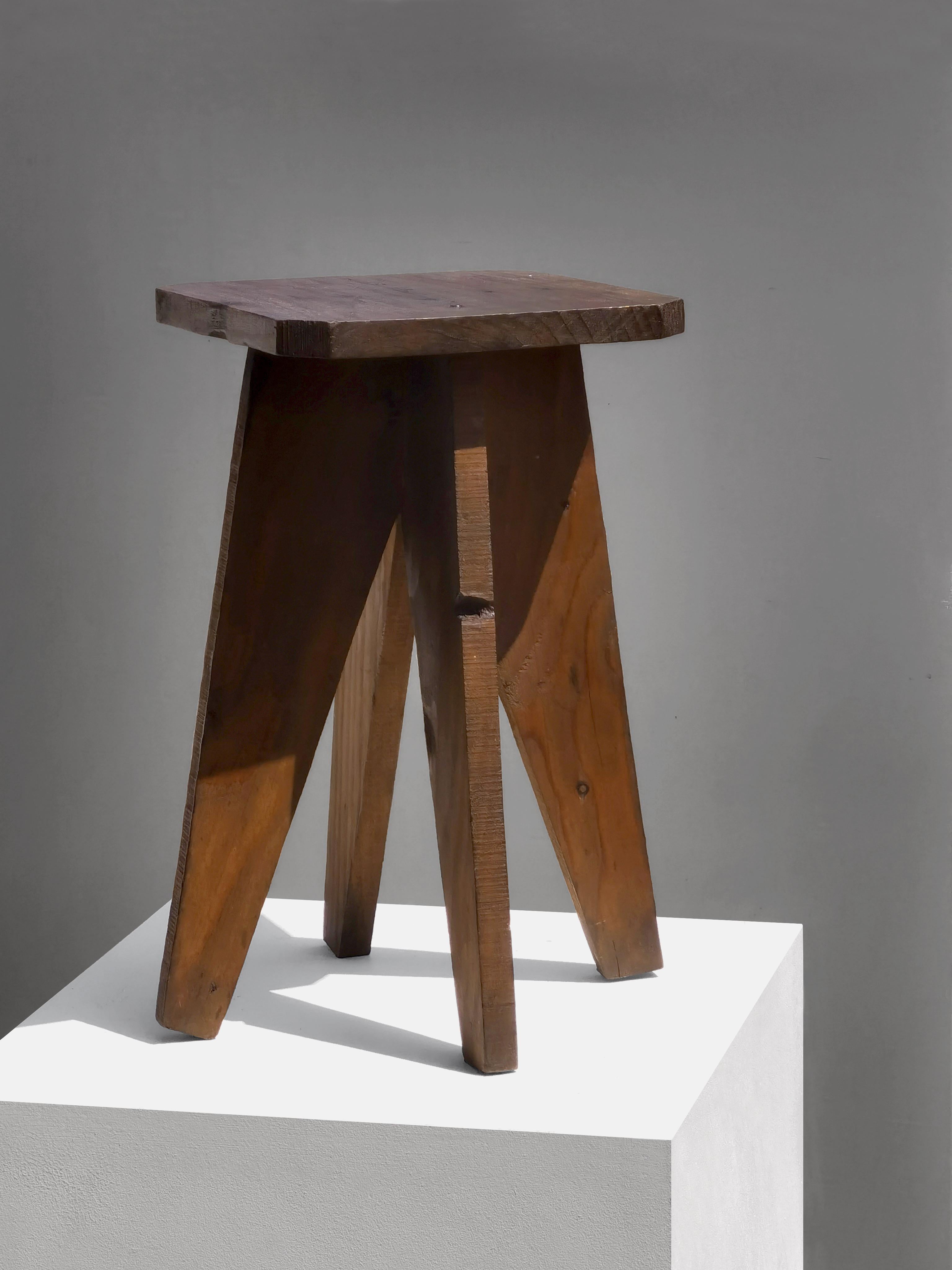 TABURETE o MESA auxiliar BRUTALISTA MODERNISTA DE MEDIO SIGLO, Francia 1950 en venta 1