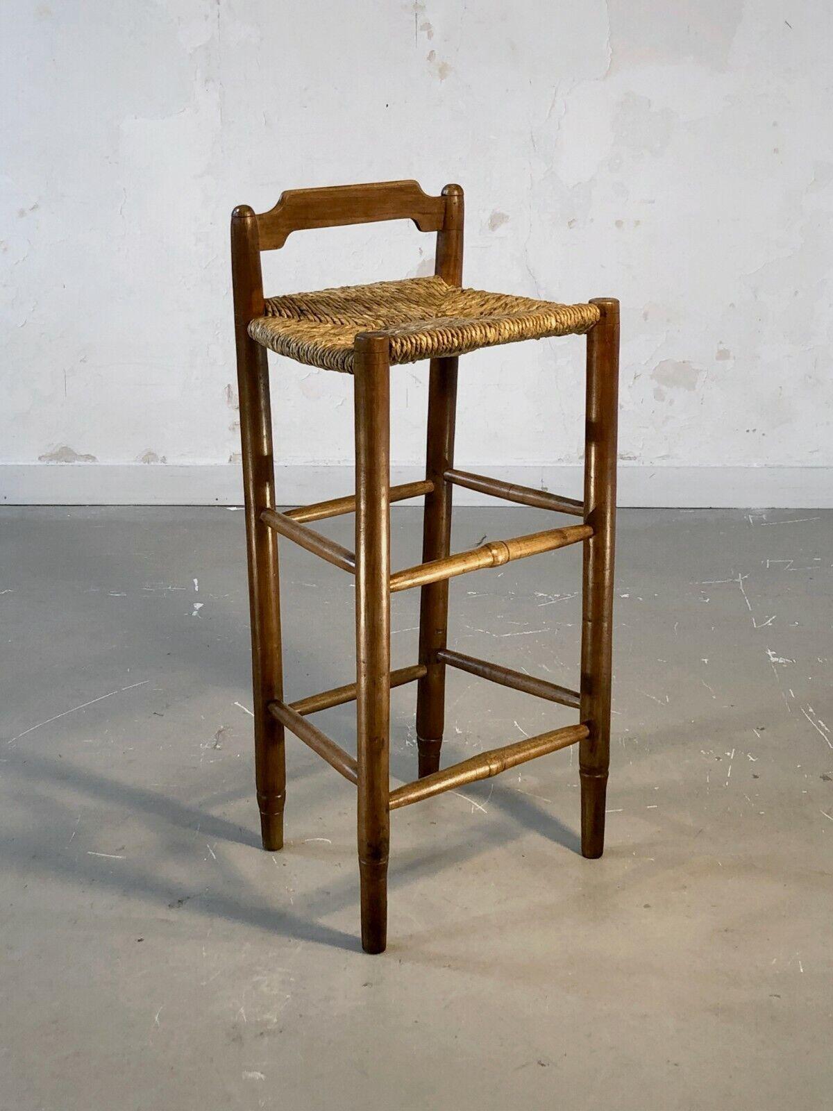 A BRUTALIST MID-CENTURY-MODERN RUSTIC BAR STOOL CHAIR, France 1950 In Good Condition For Sale In PARIS, FR