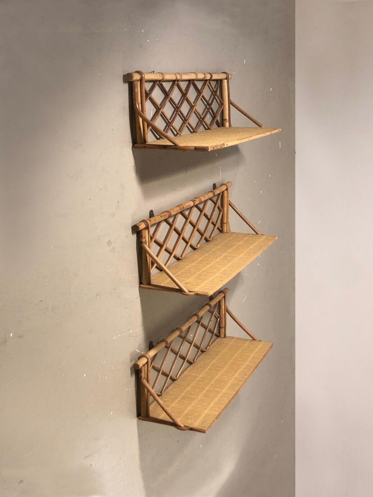 A very beautiful set of 3 small shelves with diamond decorations, Modernist, Free Form, Brutalist, Popular Art, rectangular wicker structures with rounded edges, wooden trays with a pale yellow texture, attributed to Adrien Audoux and Frida Minnet,