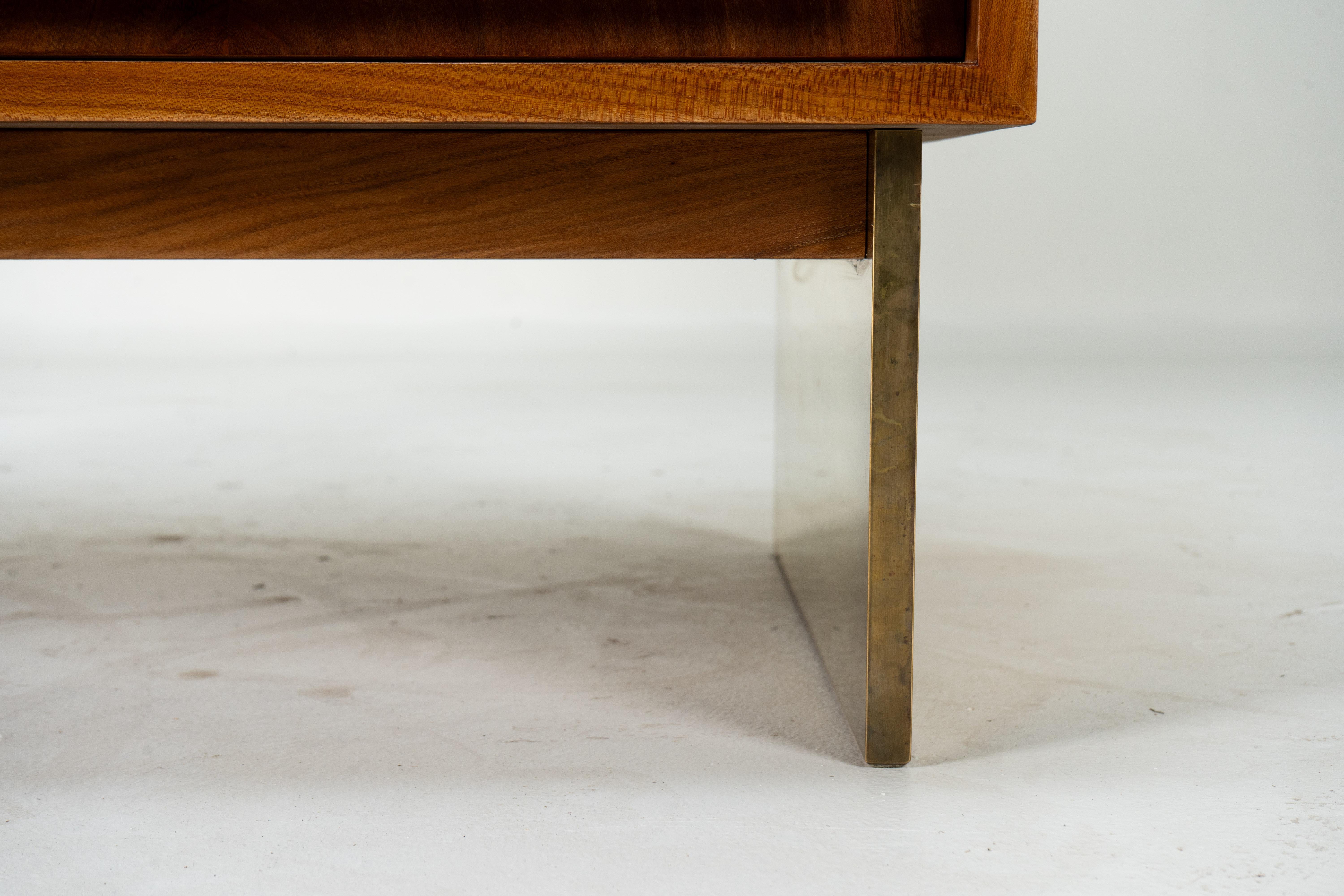 A Brutalist Side Chest with Three Drawers and a Brass Base For Sale 3