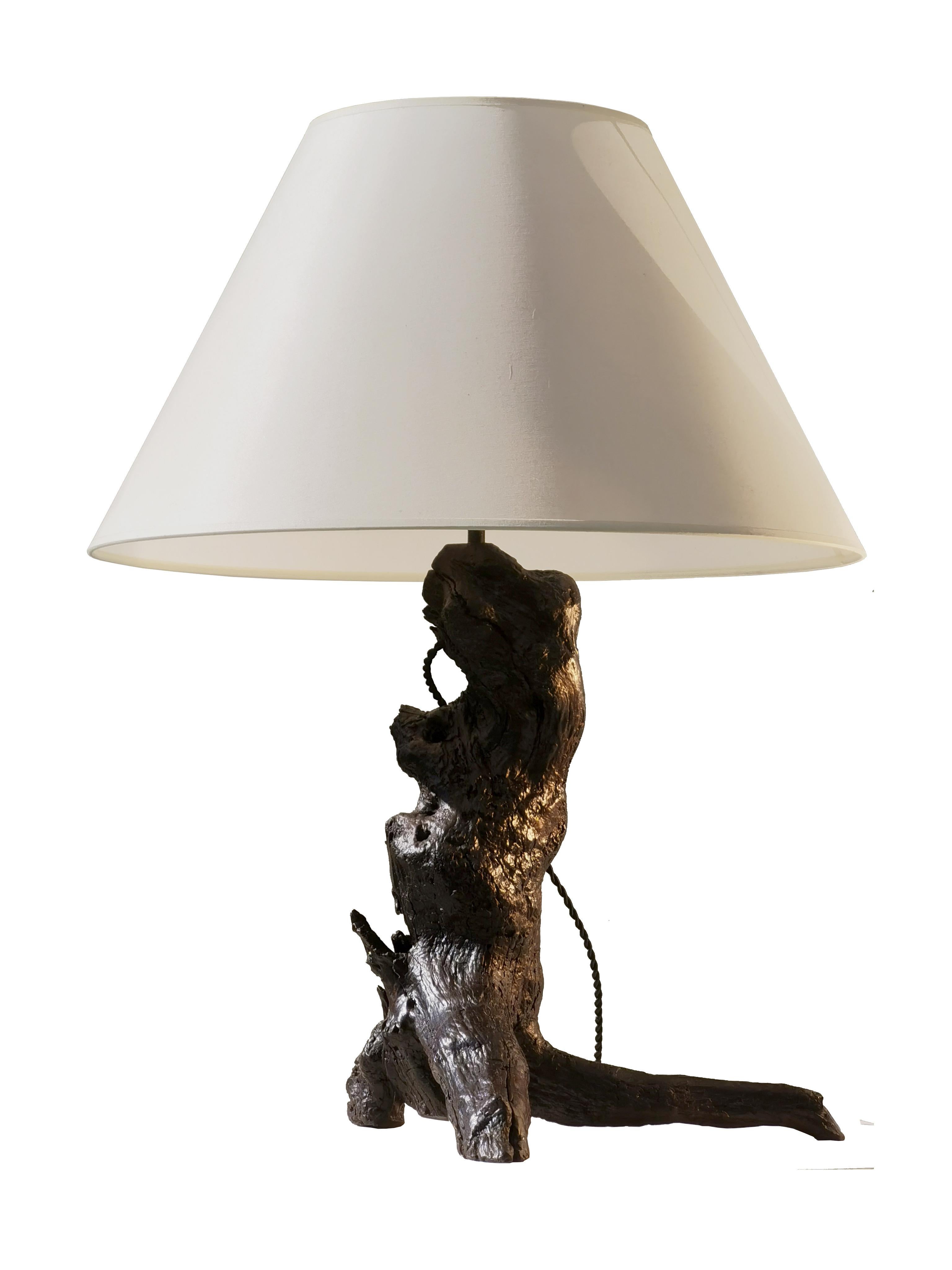 A BRUTALIST Wild Wood RUSTIC MODERN TABLE LAMP, France 1960 For Sale 5