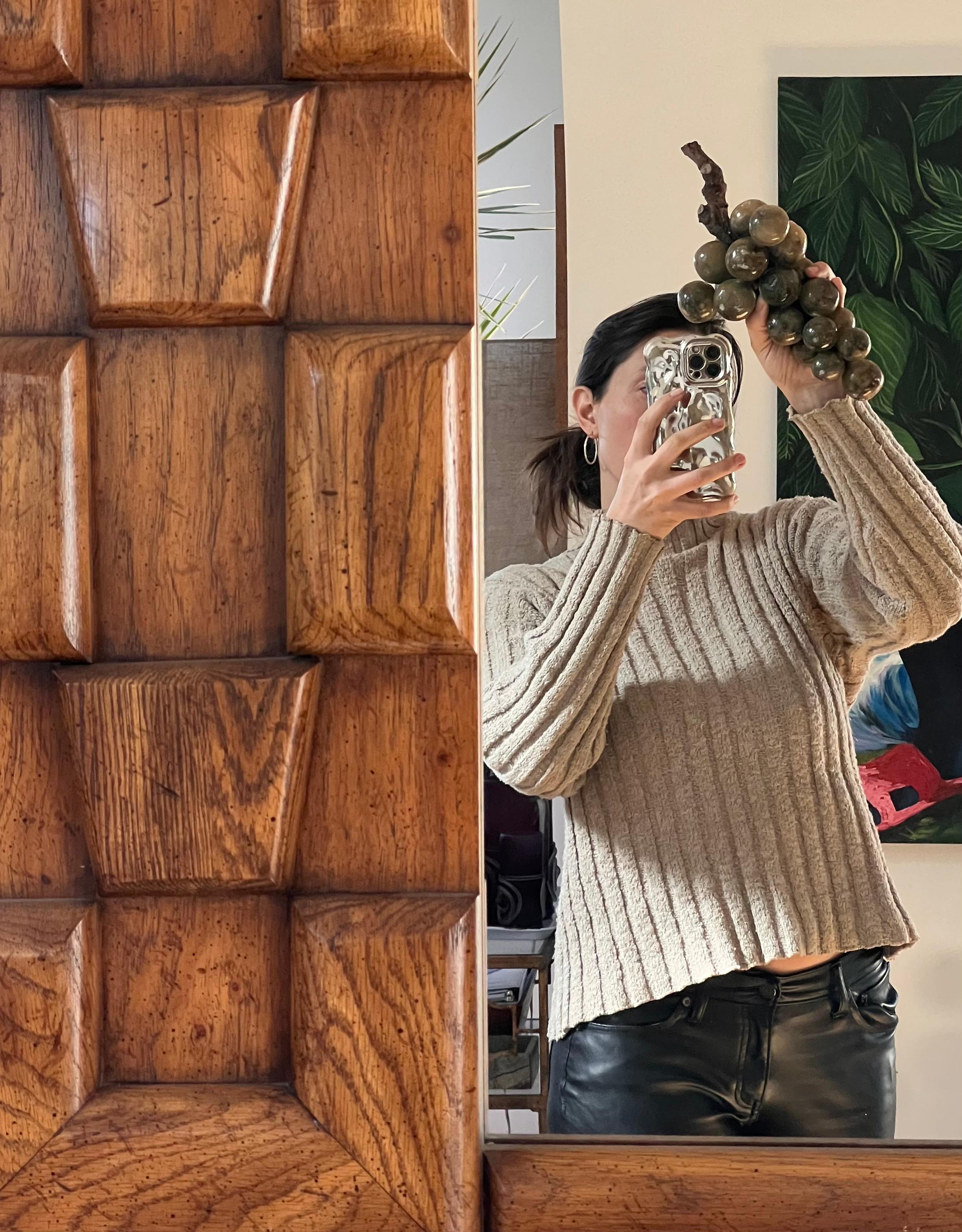 A bunch of jumbo vintage Italian marble grapes with raw wood stem, mid 20th c 4