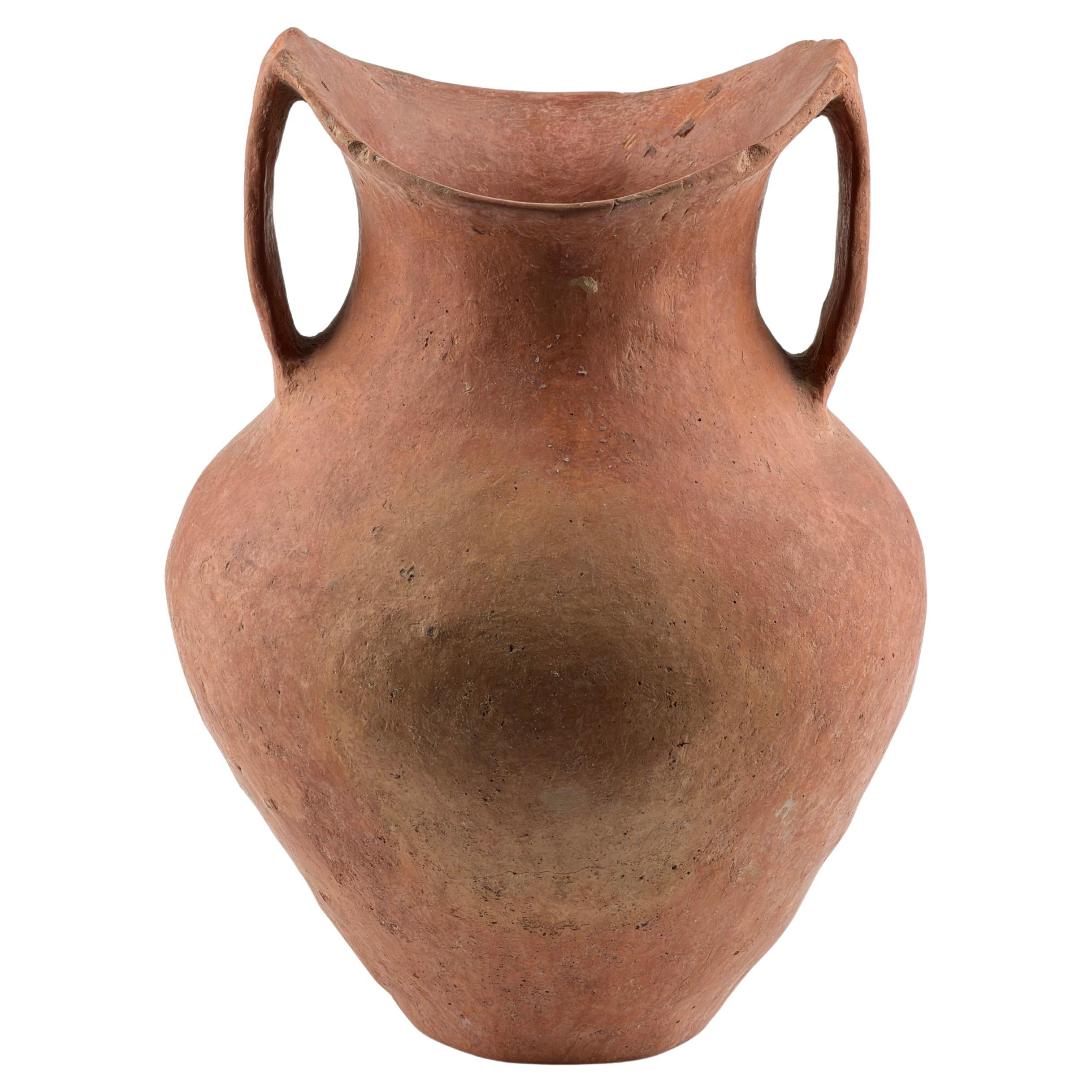 A Burnished Pottery Jar, Neolithic Period, Siwa Culture en venta