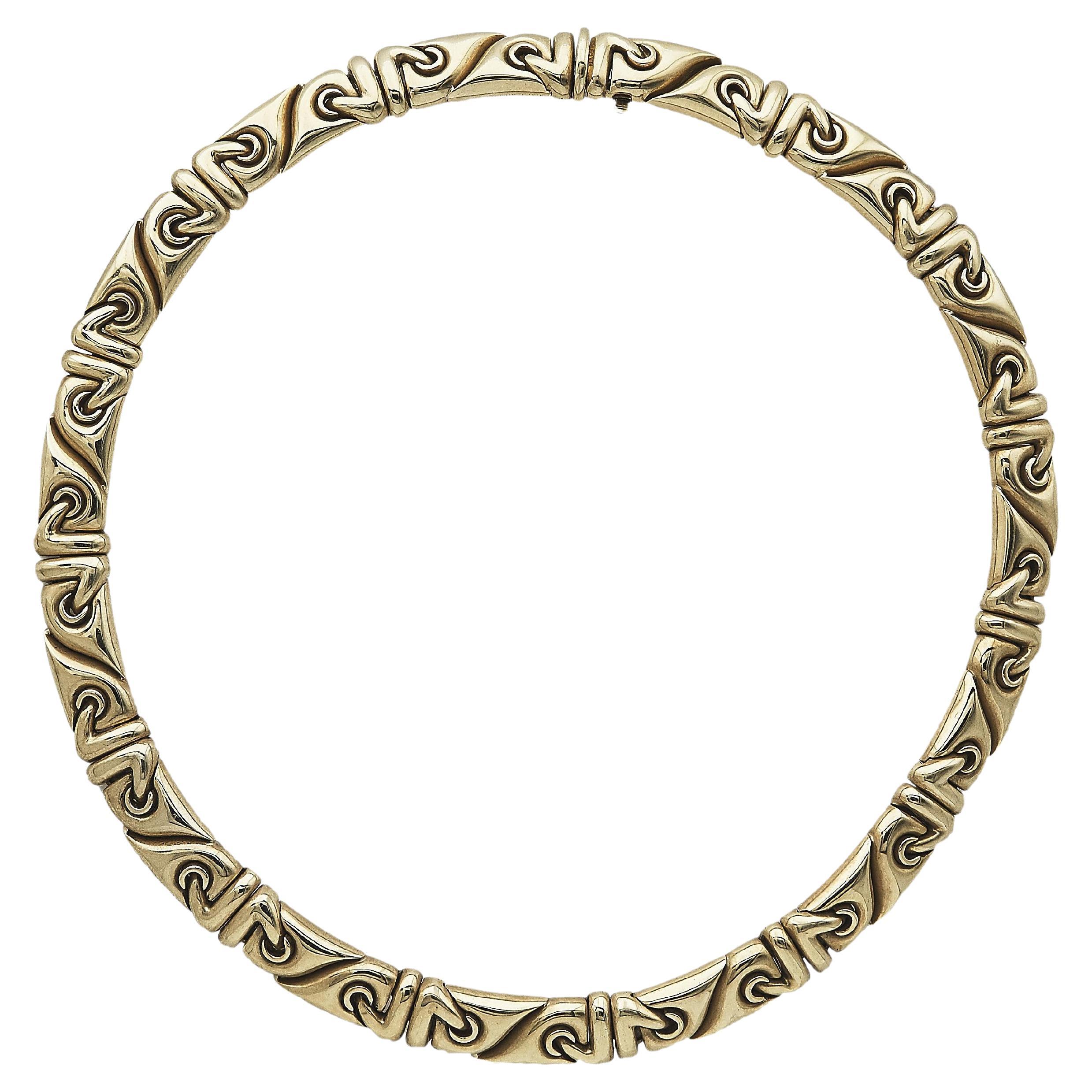 Una collana Bvlgari in oro giallo a 18 carati in vendita