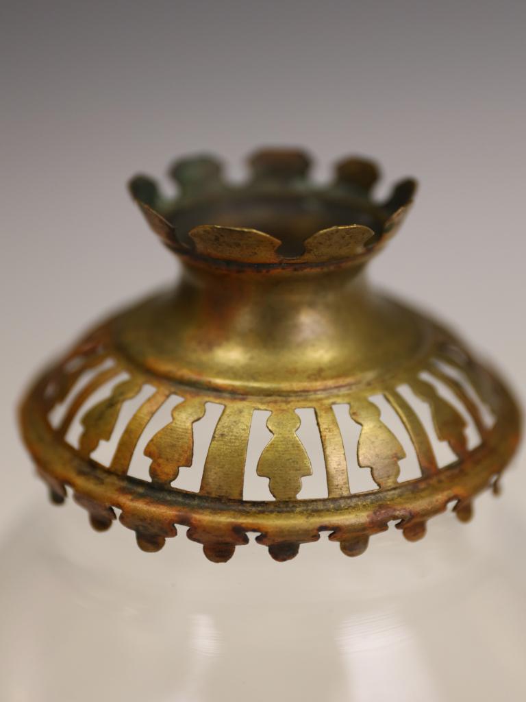 A C Paris Breveté Lampade a candela a molla in ottone, fine XIX secolo. in vendita 7