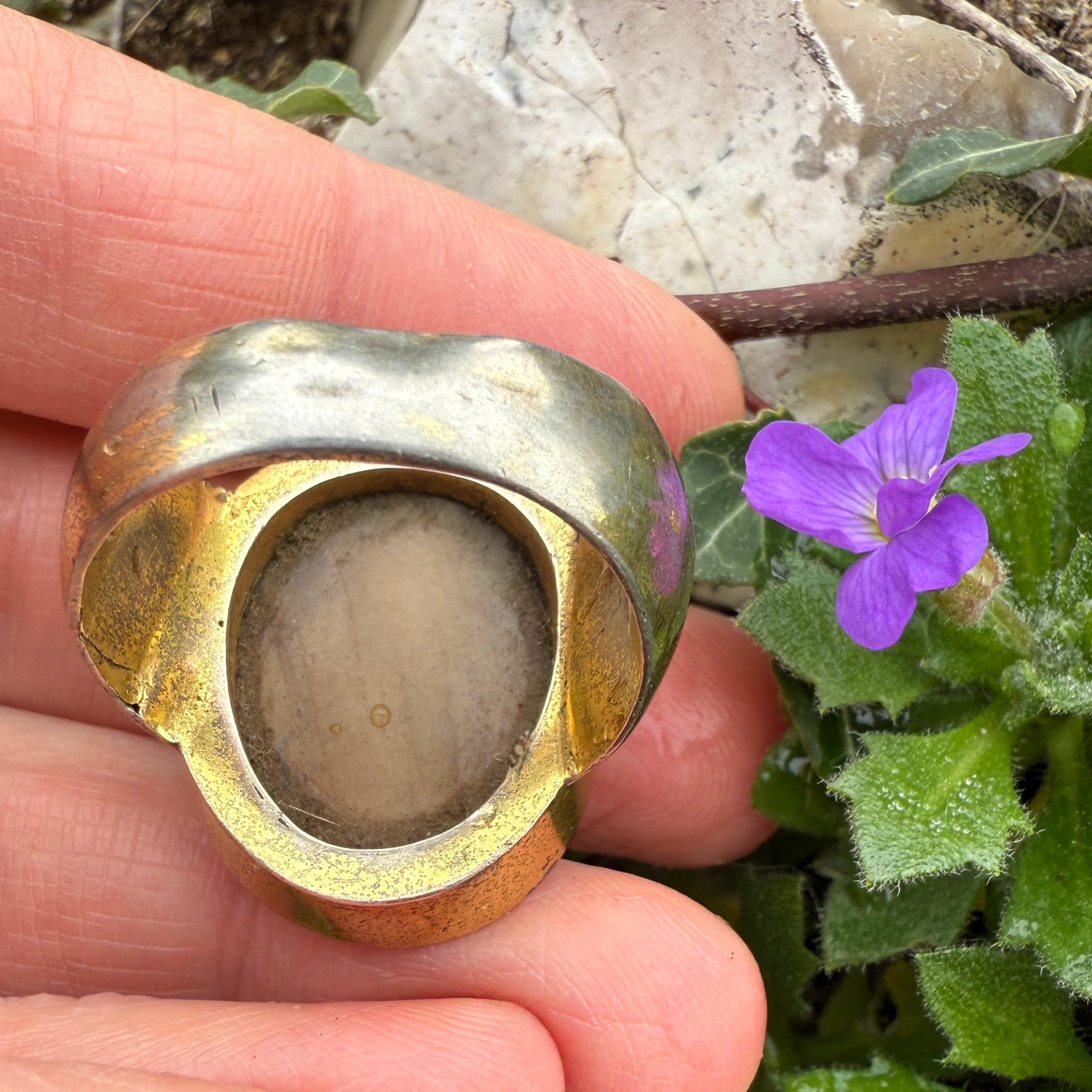 Ein Kameenring mit der Darstellung von Bacchus.  Italien oder England, um 1800-1820. im Angebot 1