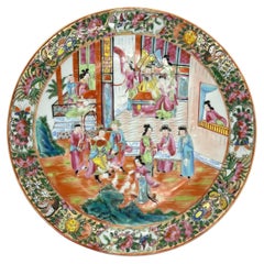 Canton Famille Rose Platzteller mit Mandarinmuster, Qing-Dynastie, ca. 1890